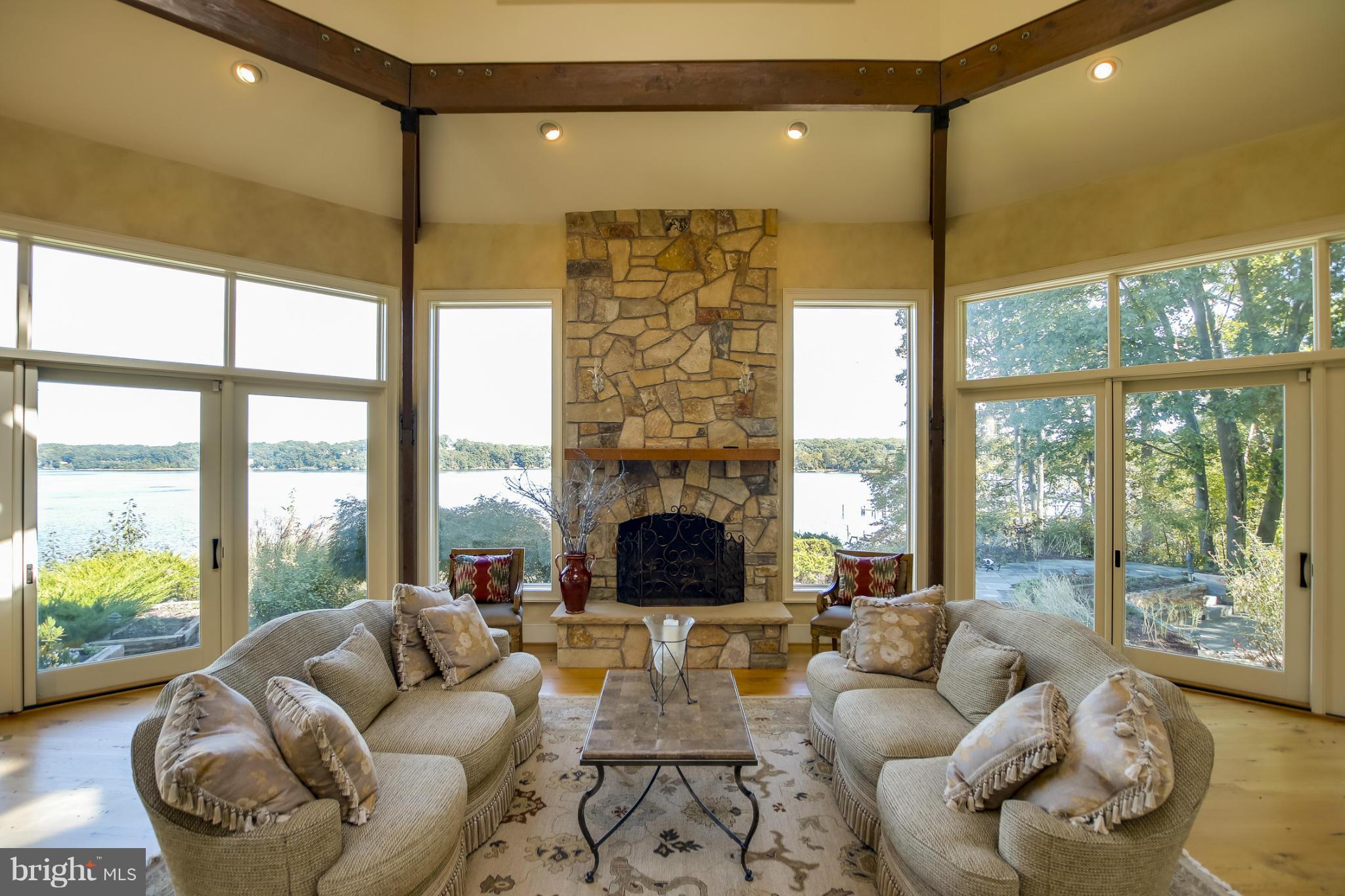 THE DOWNS - Residential