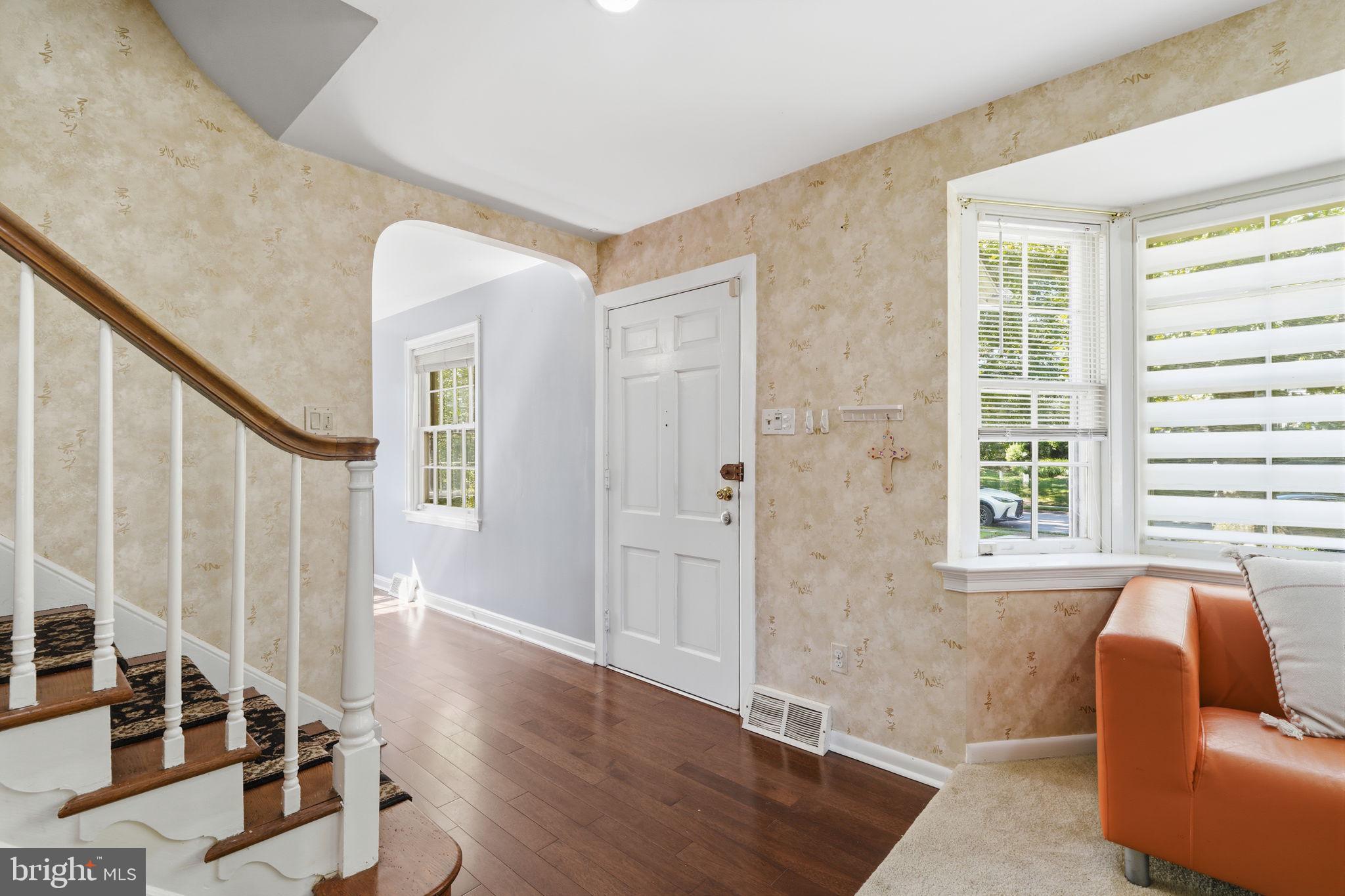 1102 ORLEANS ROAD