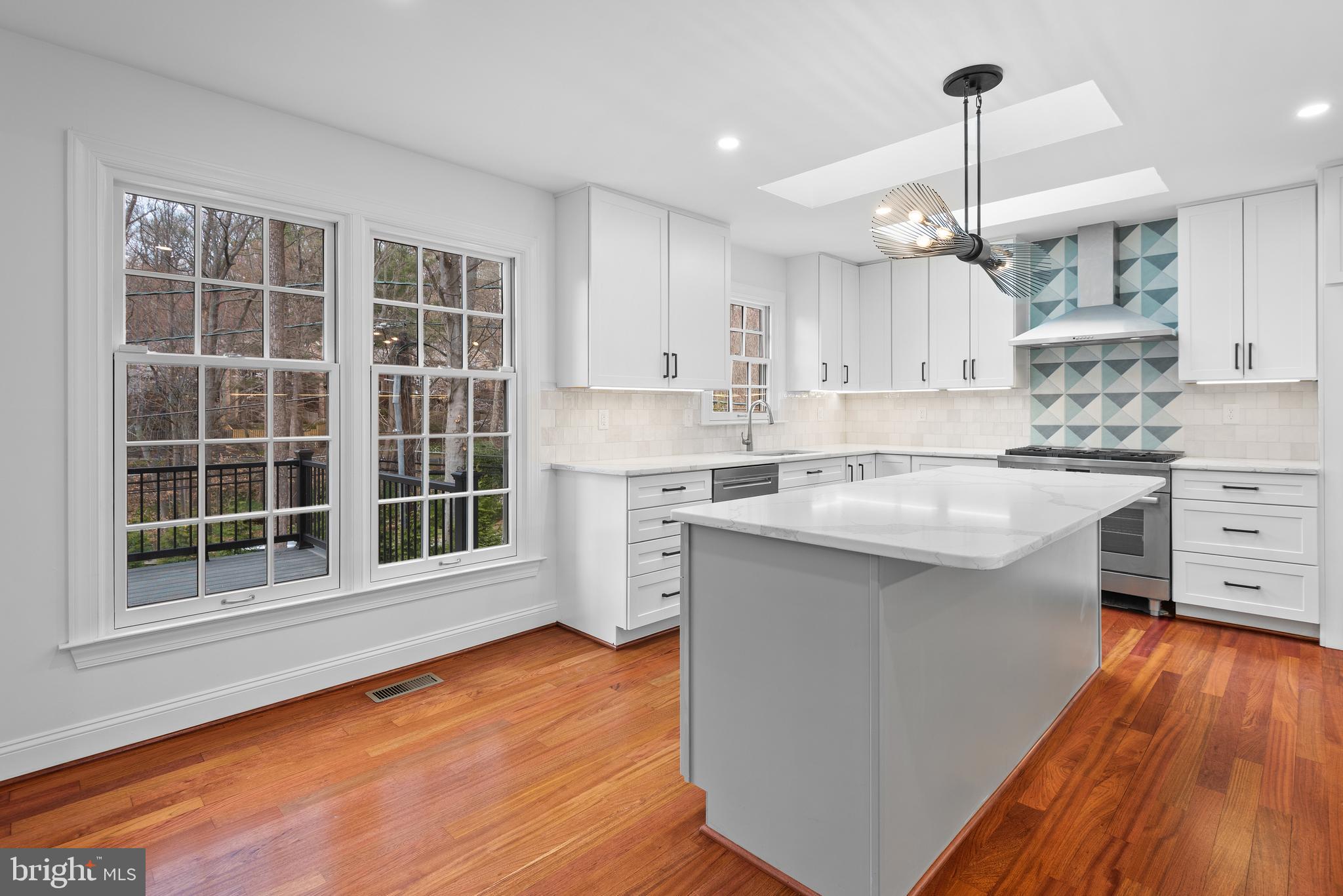 WOODACRES - Residential