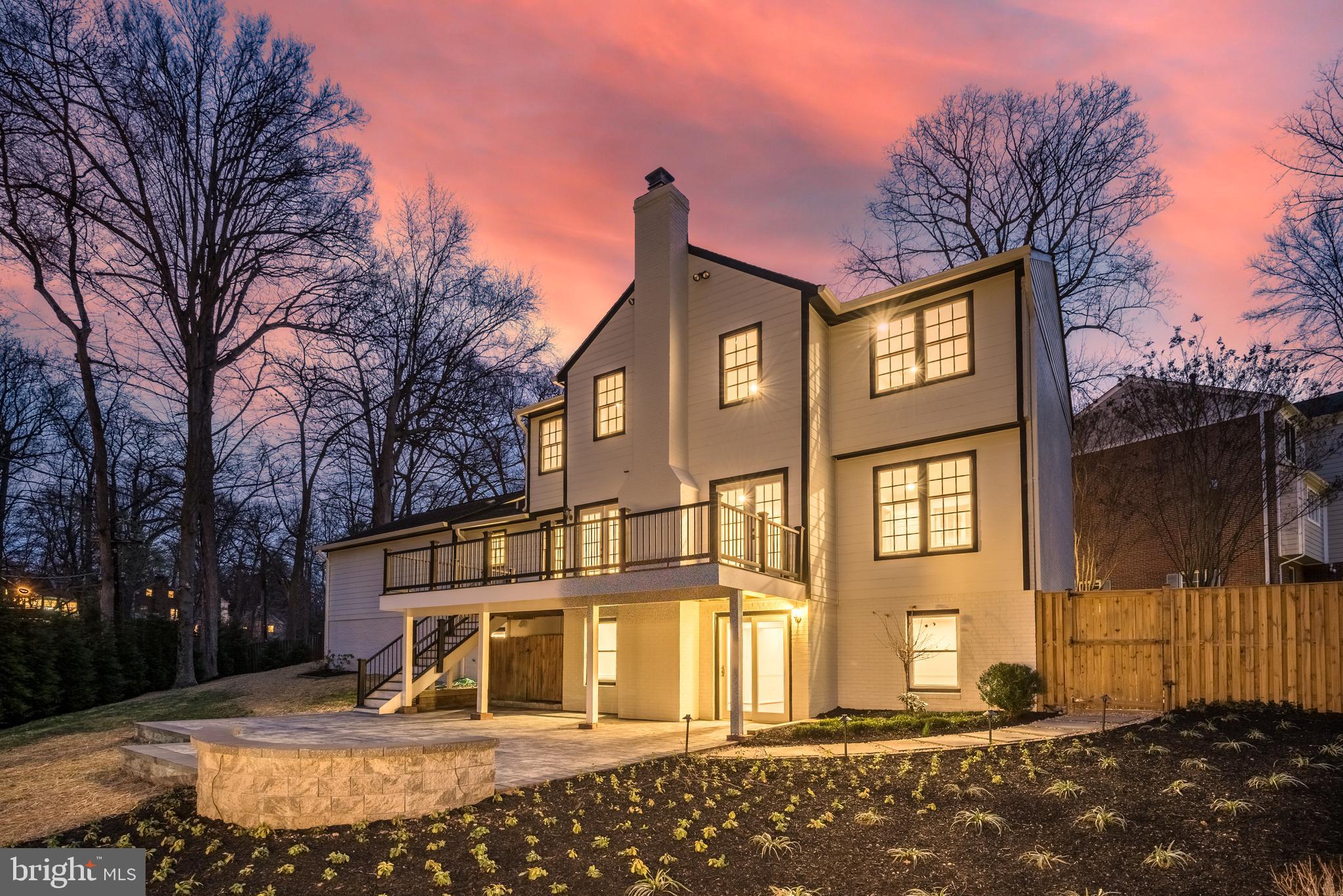 WOODACRES - Residential