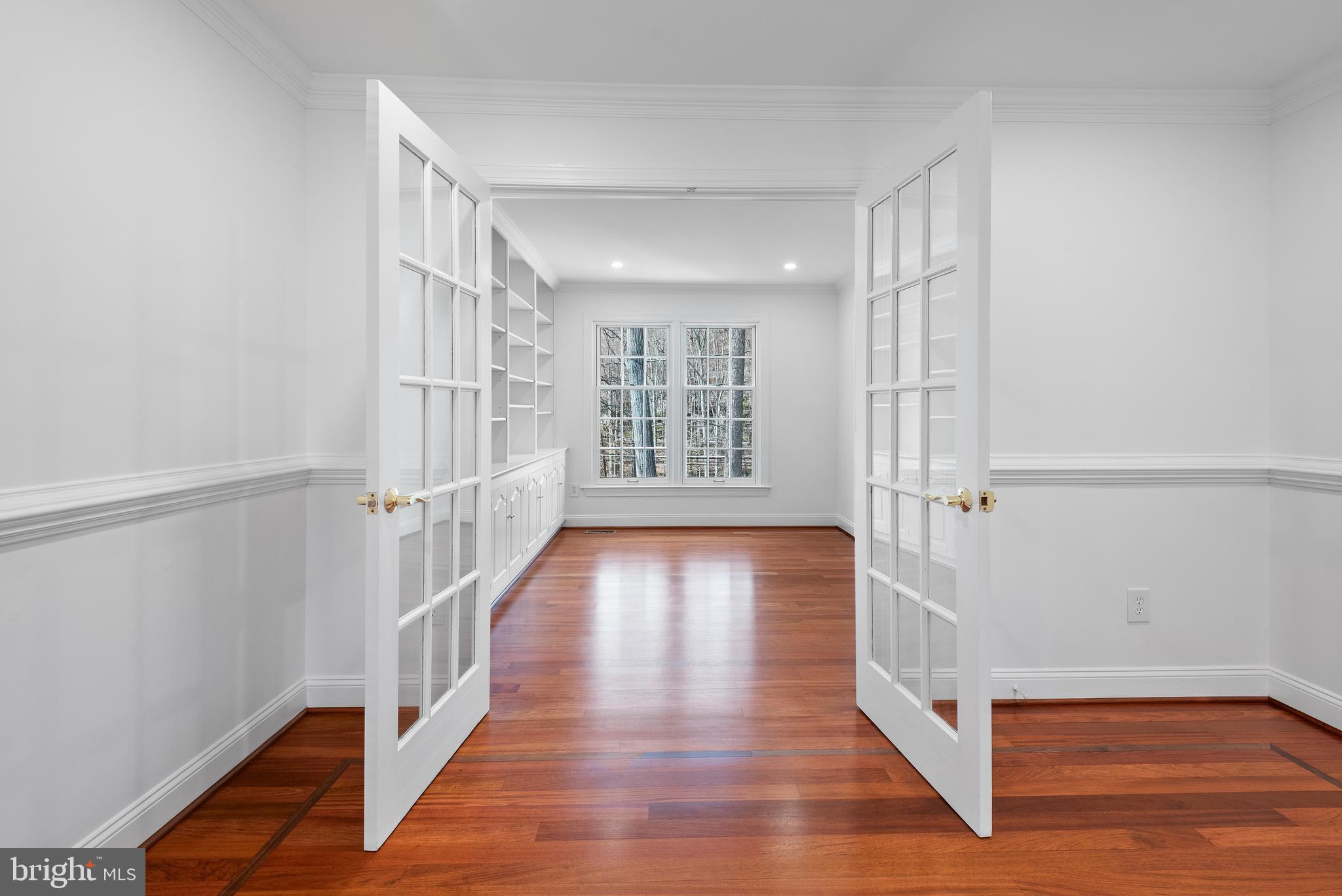 WOODACRES - Residential