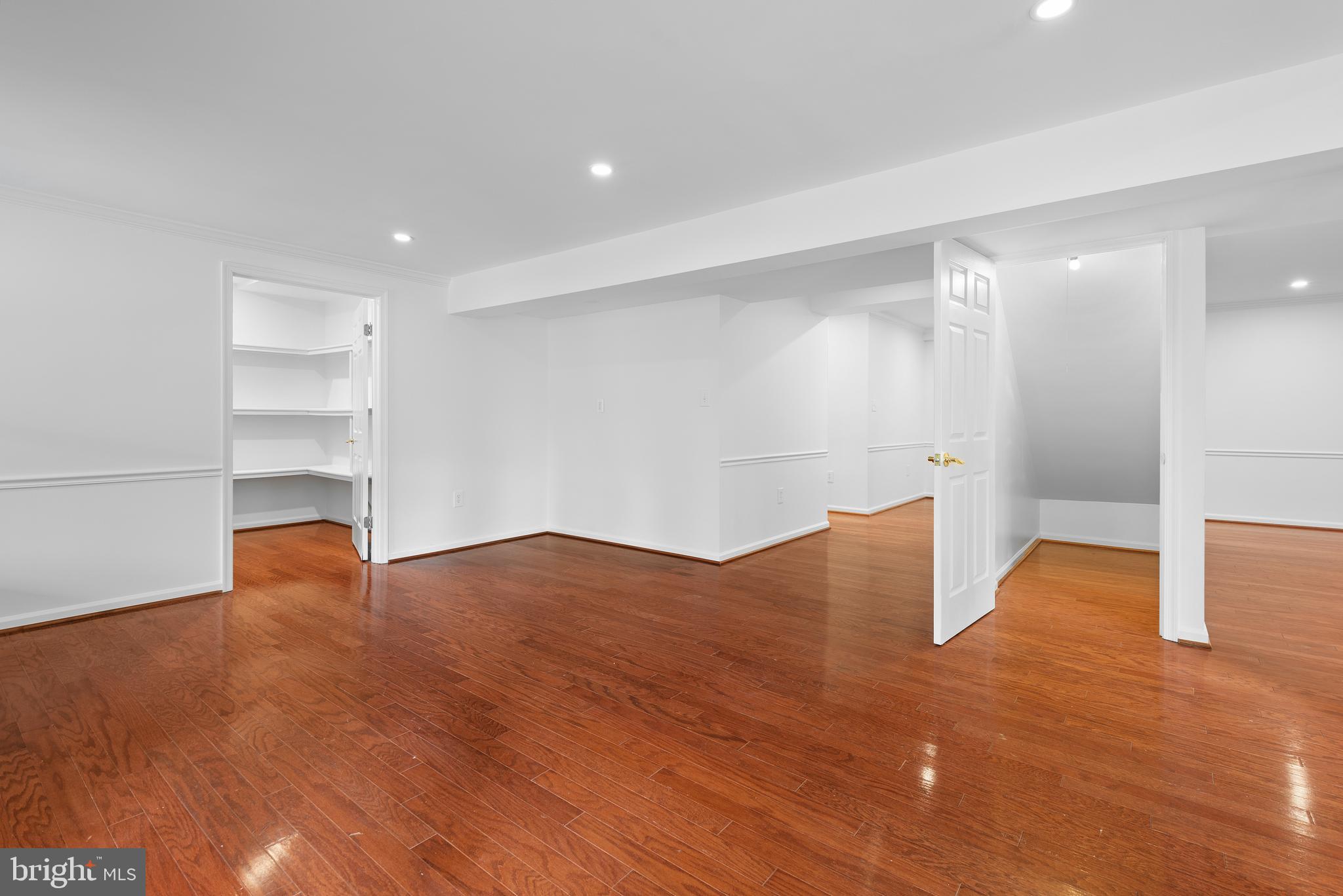 WOODACRES - Residential