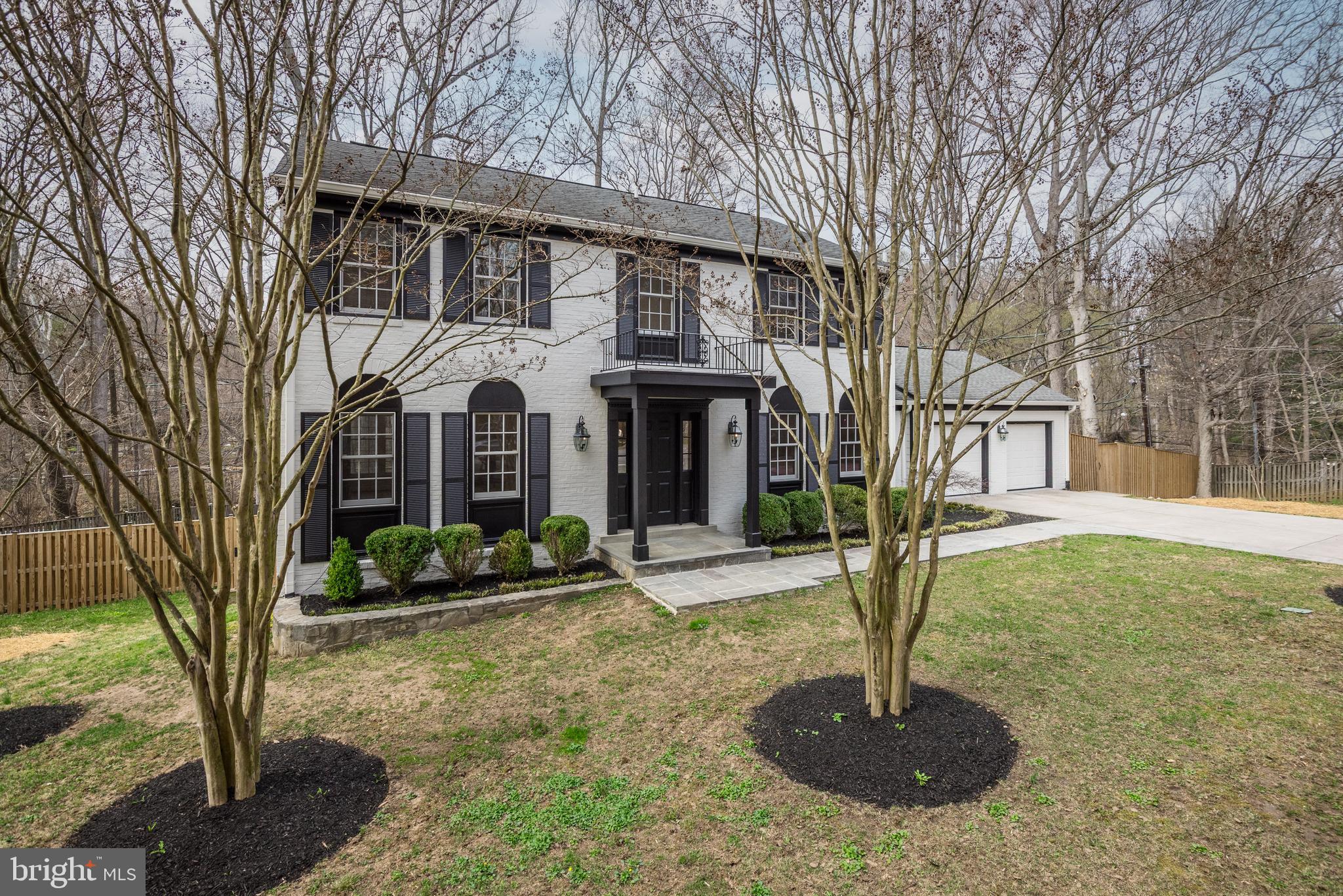 WOODACRES - Residential