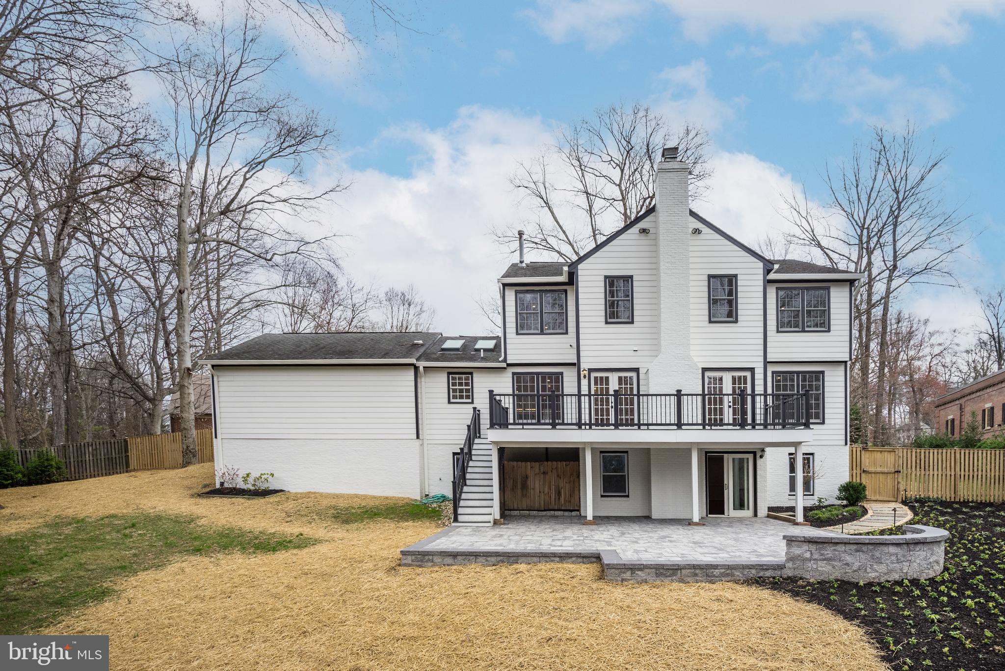 WOODACRES - Residential