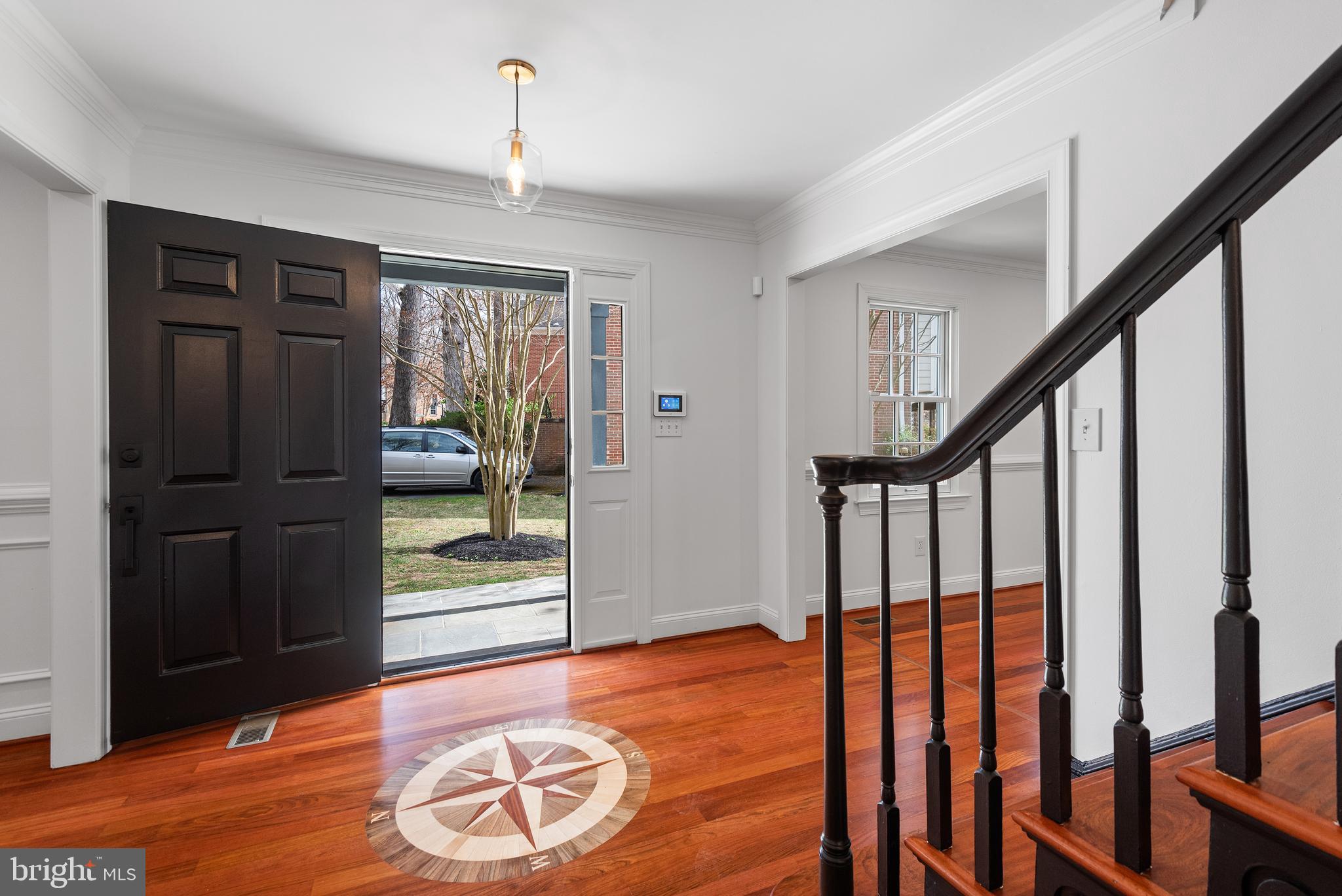 WOODACRES - Residential