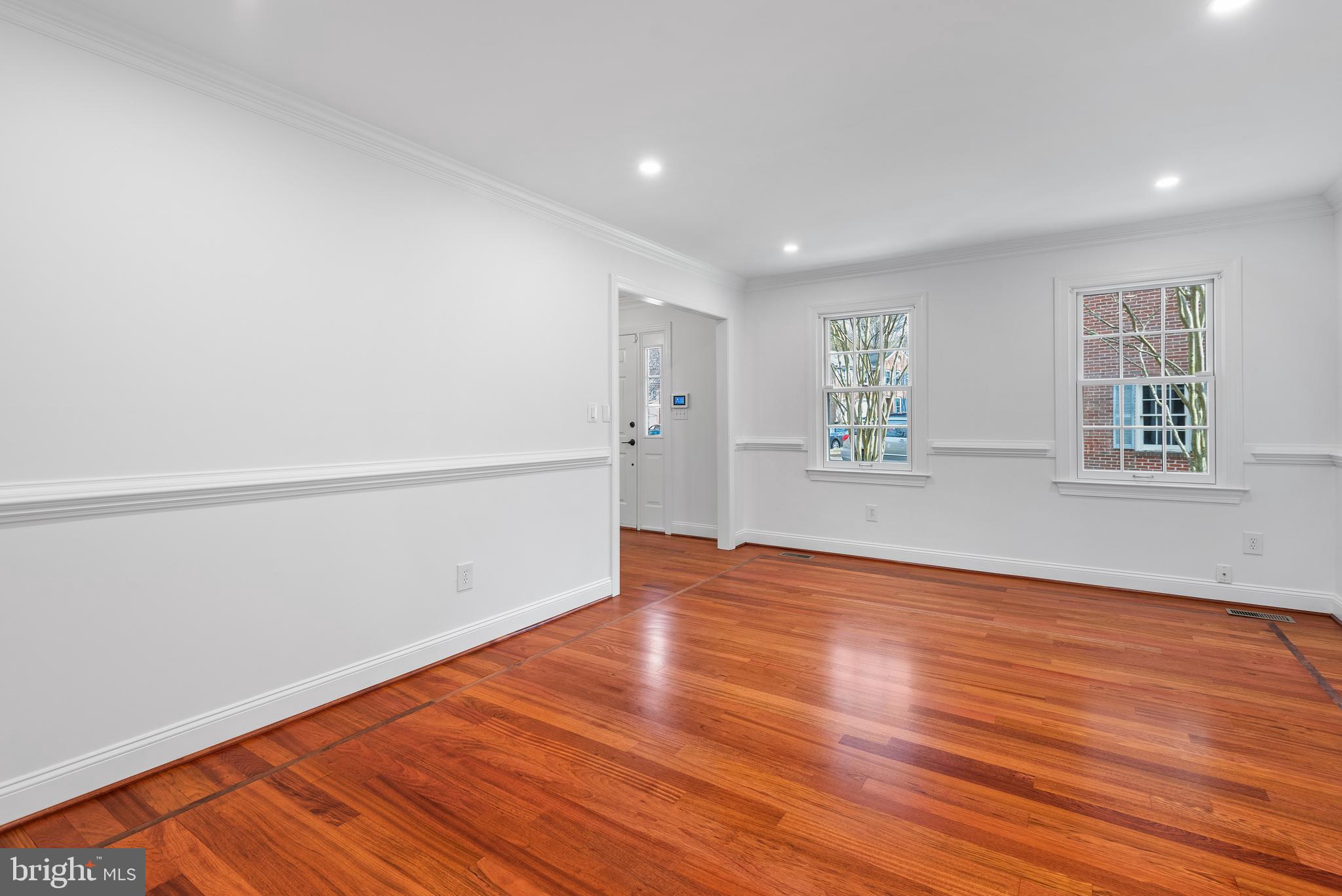 WOODACRES - Residential