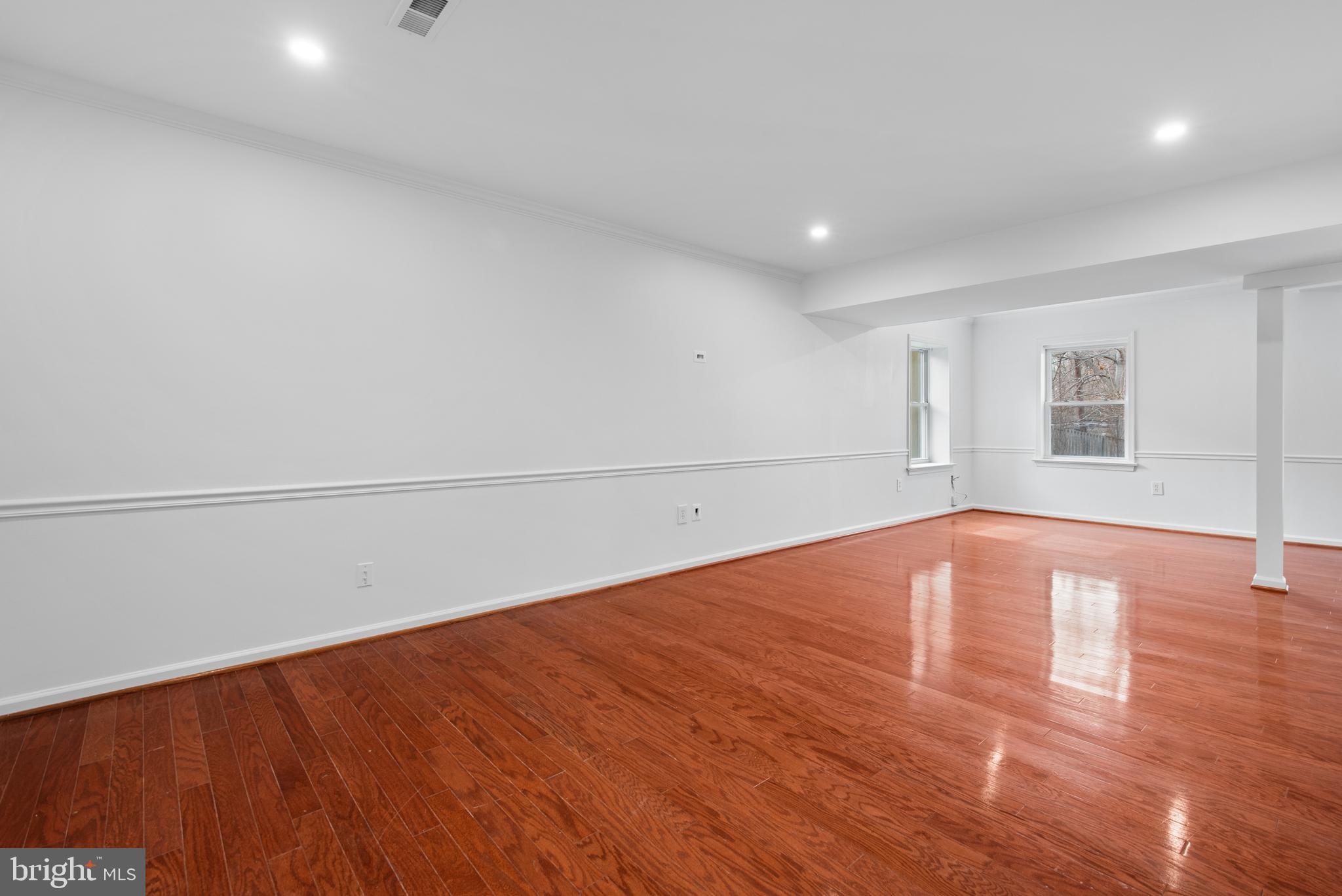 WOODACRES - Residential