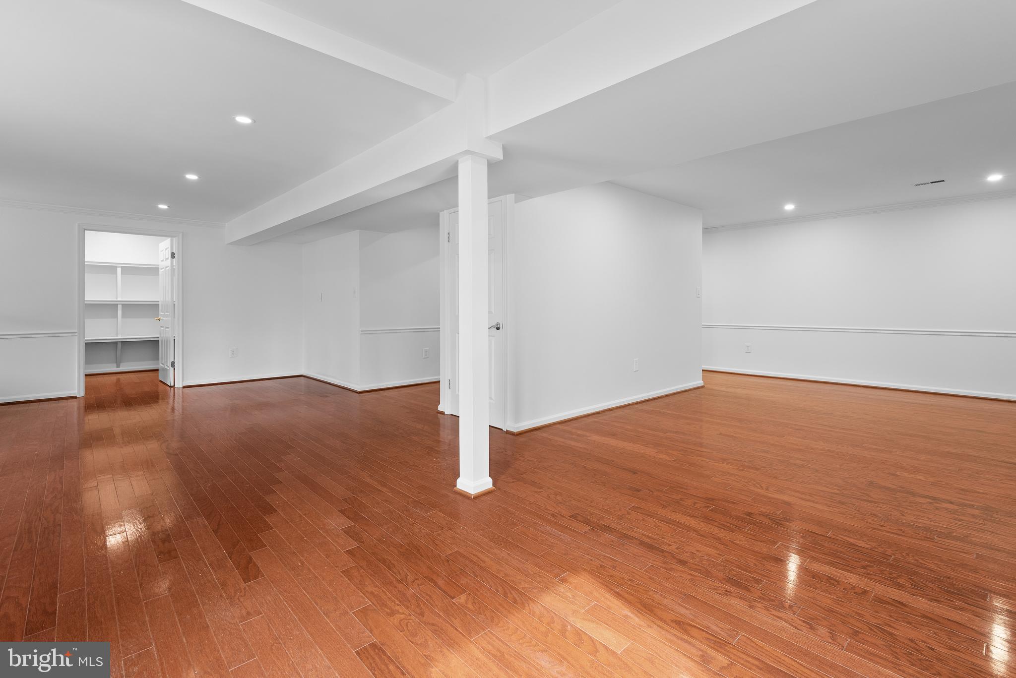 WOODACRES - Residential