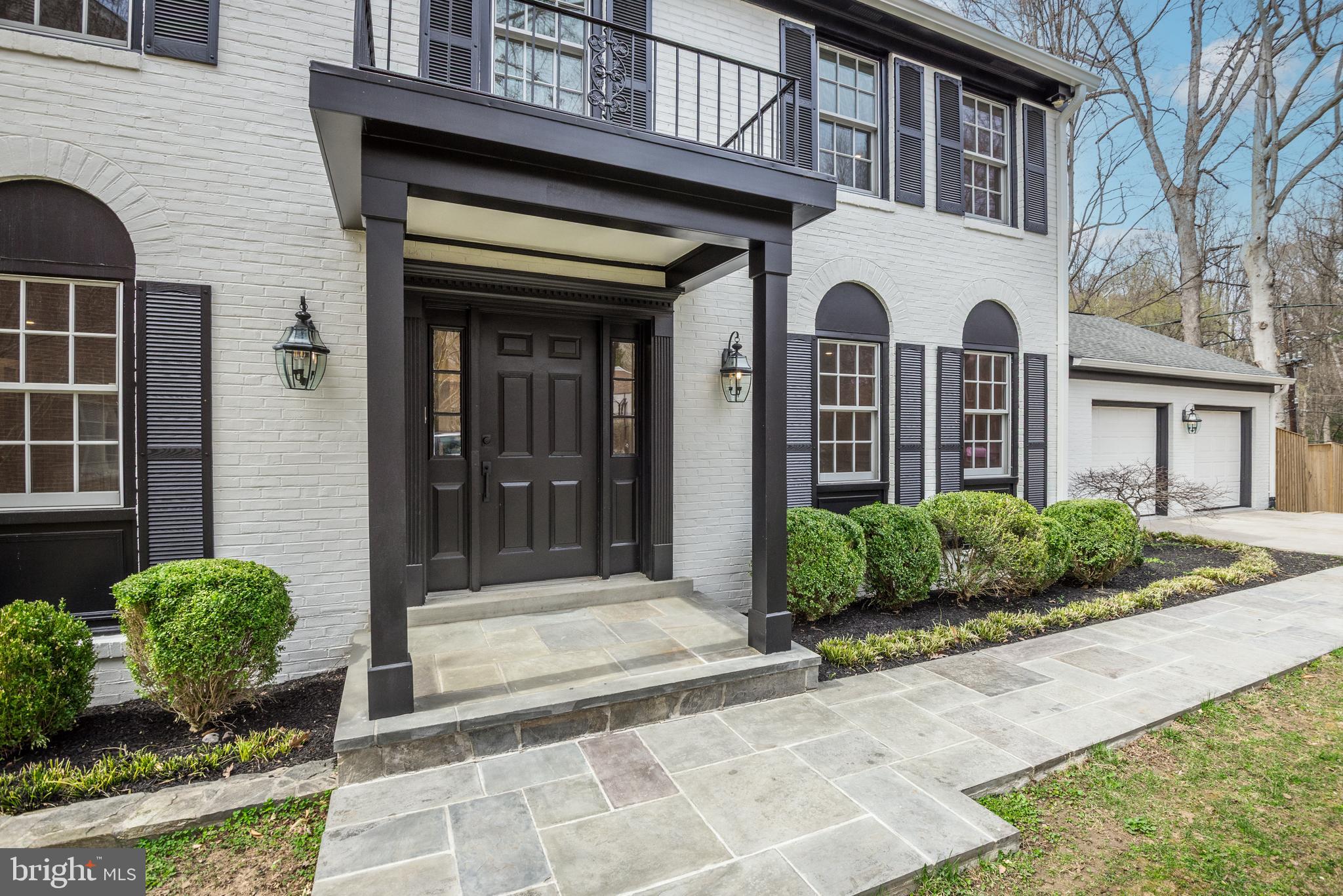 WOODACRES - Residential