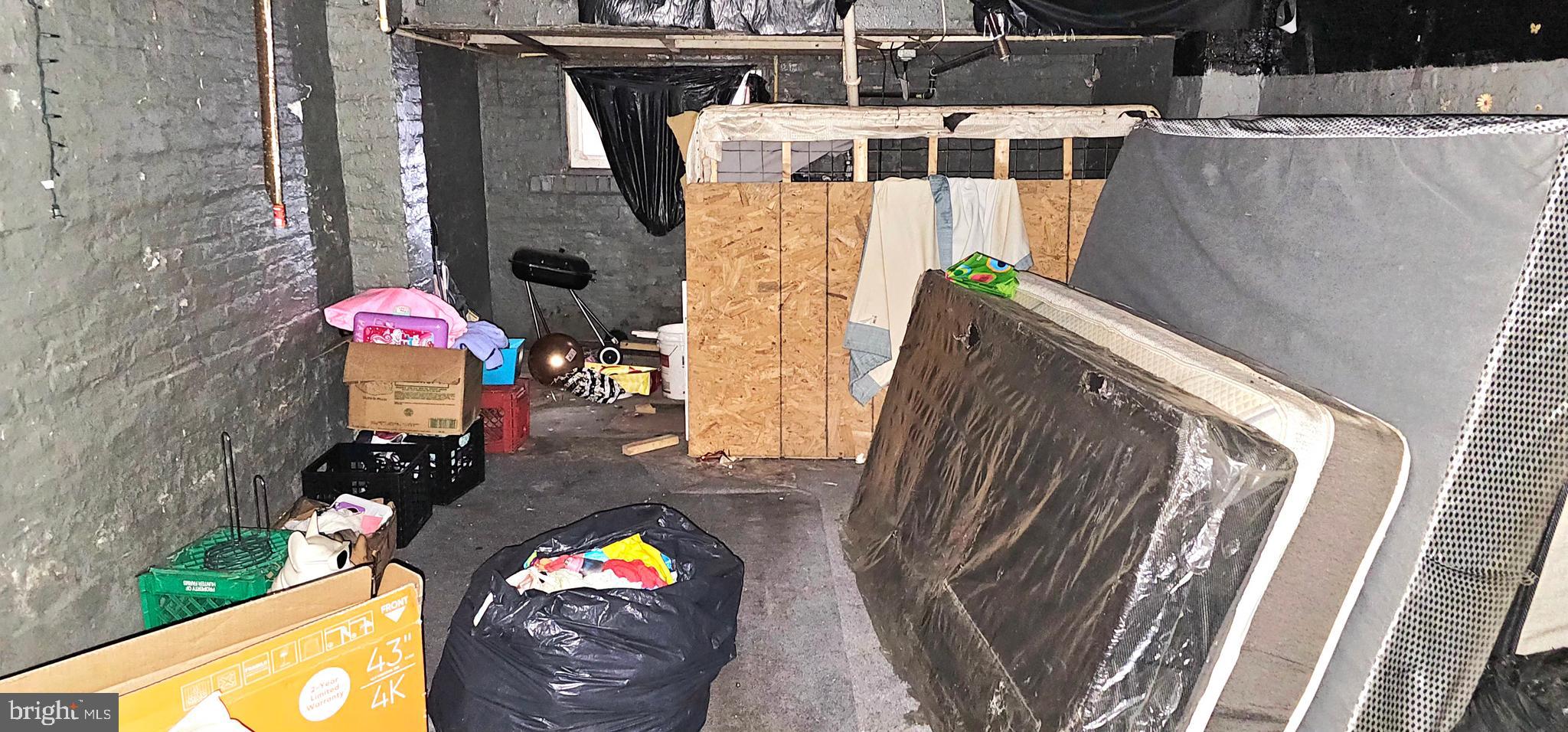 MADISON EASTEND - Residential