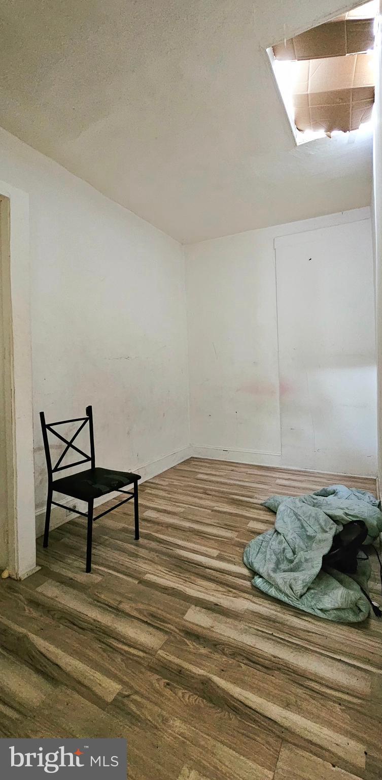 MADISON EASTEND - Residential