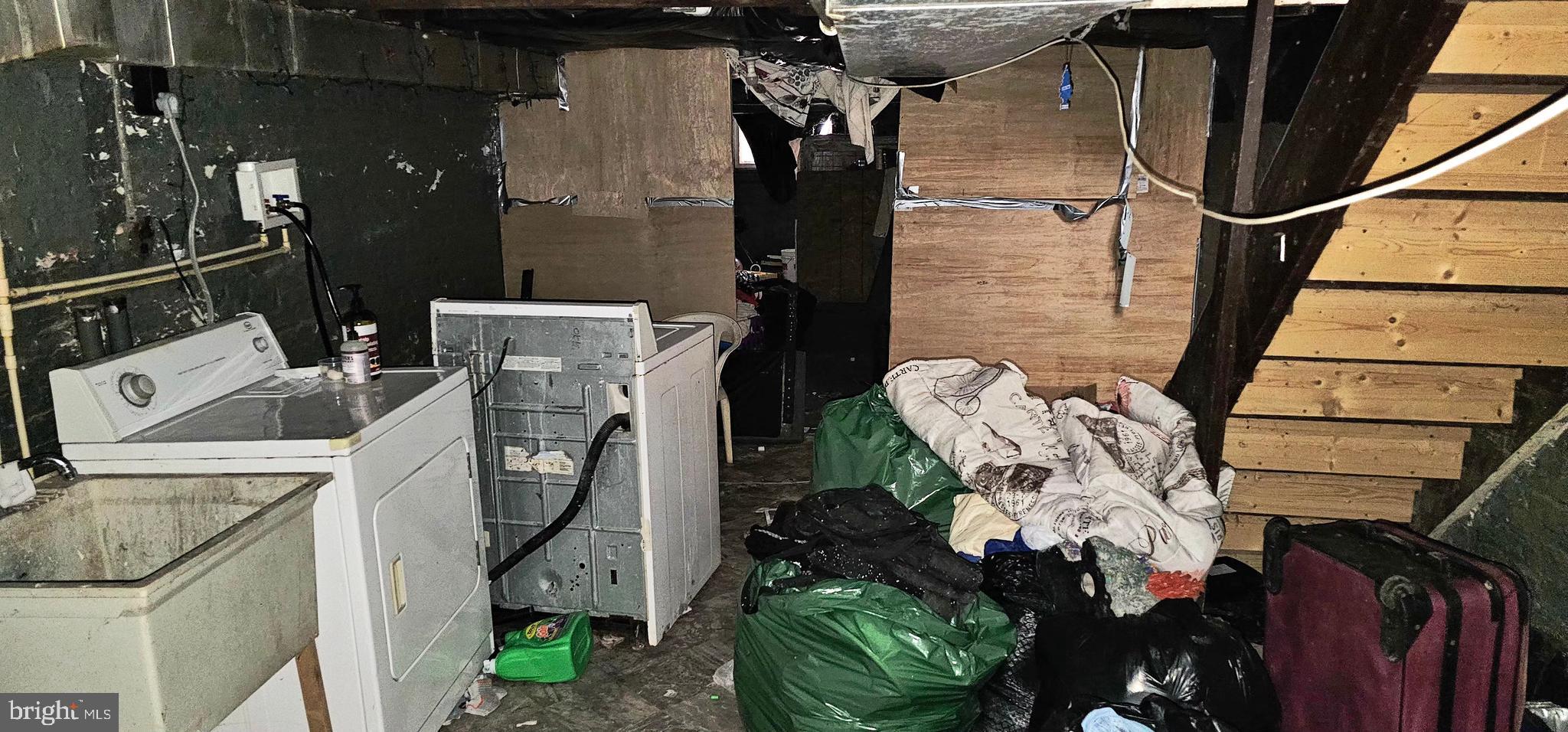 MADISON EASTEND - Residential