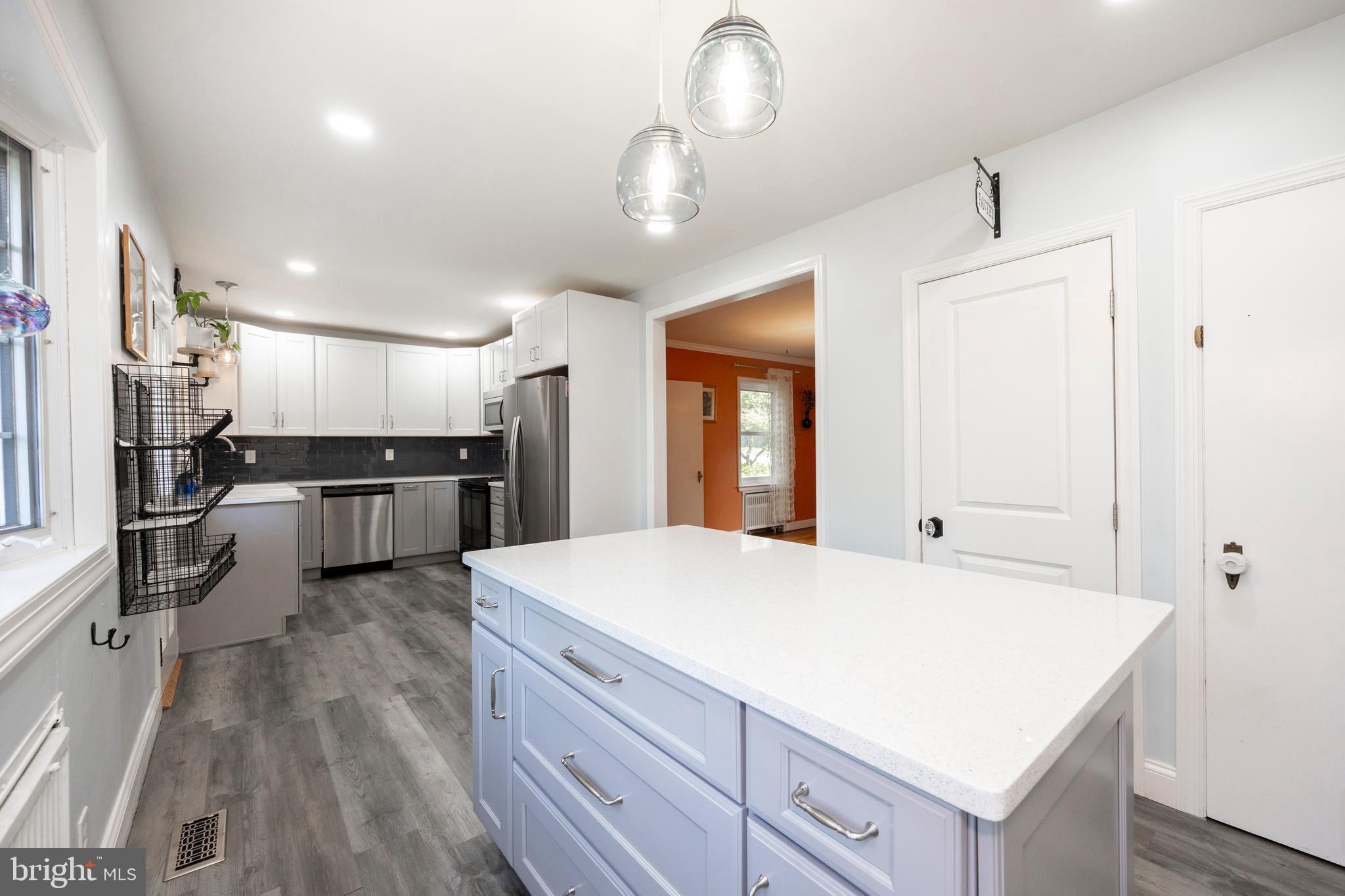 ROSEDALE - Residential