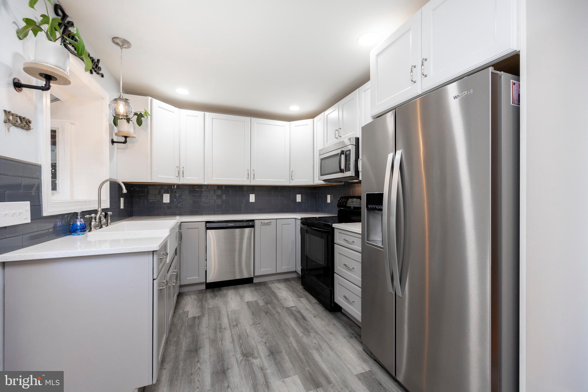 ROSEDALE - Residential