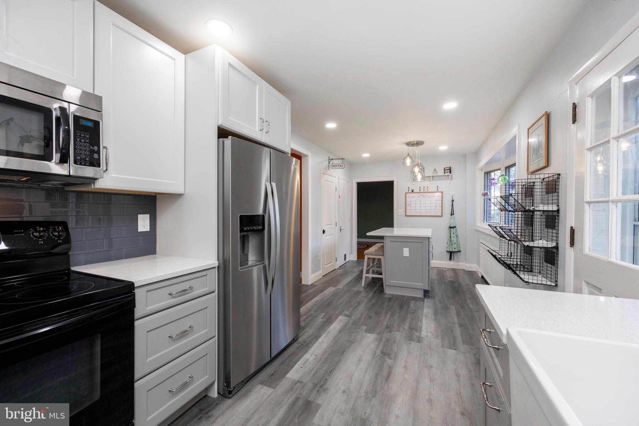 ROSEDALE - Residential