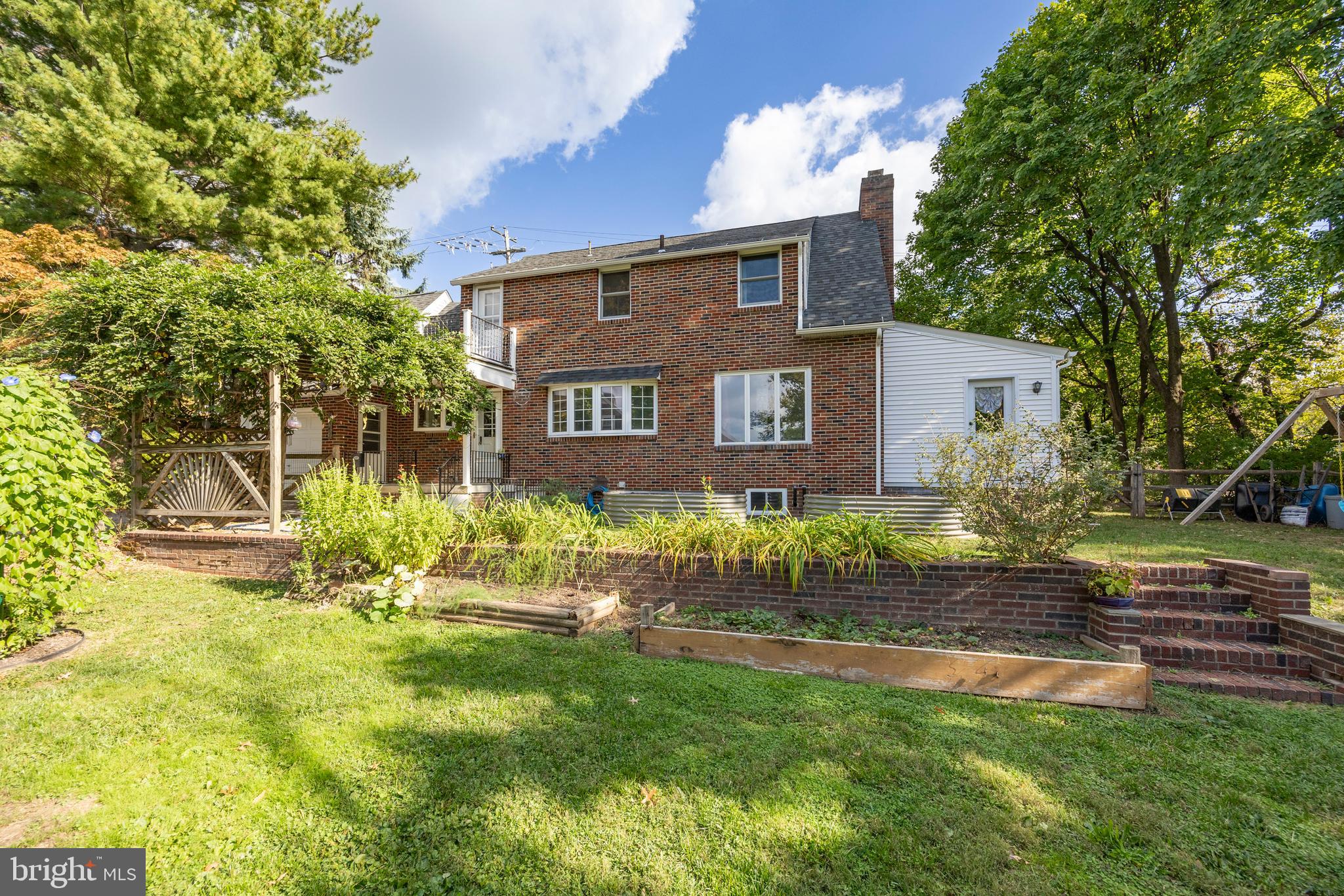 ROSEDALE - Residential