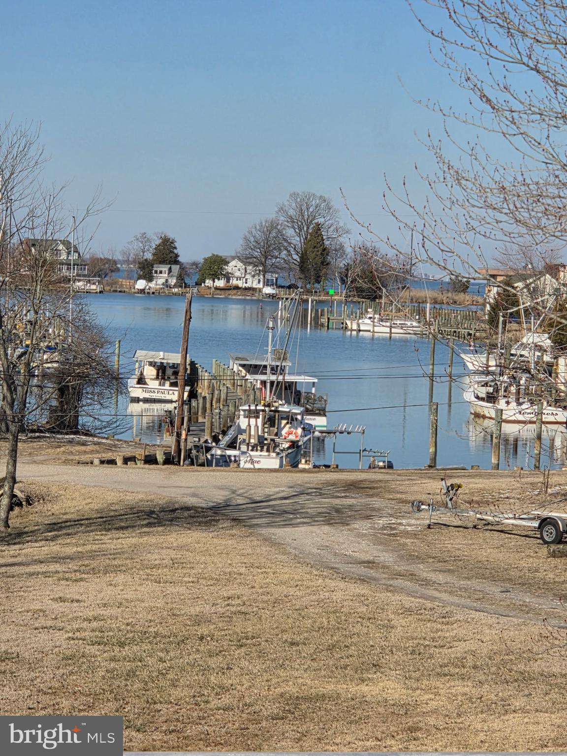 1462 SNUG HARBOR ROAD