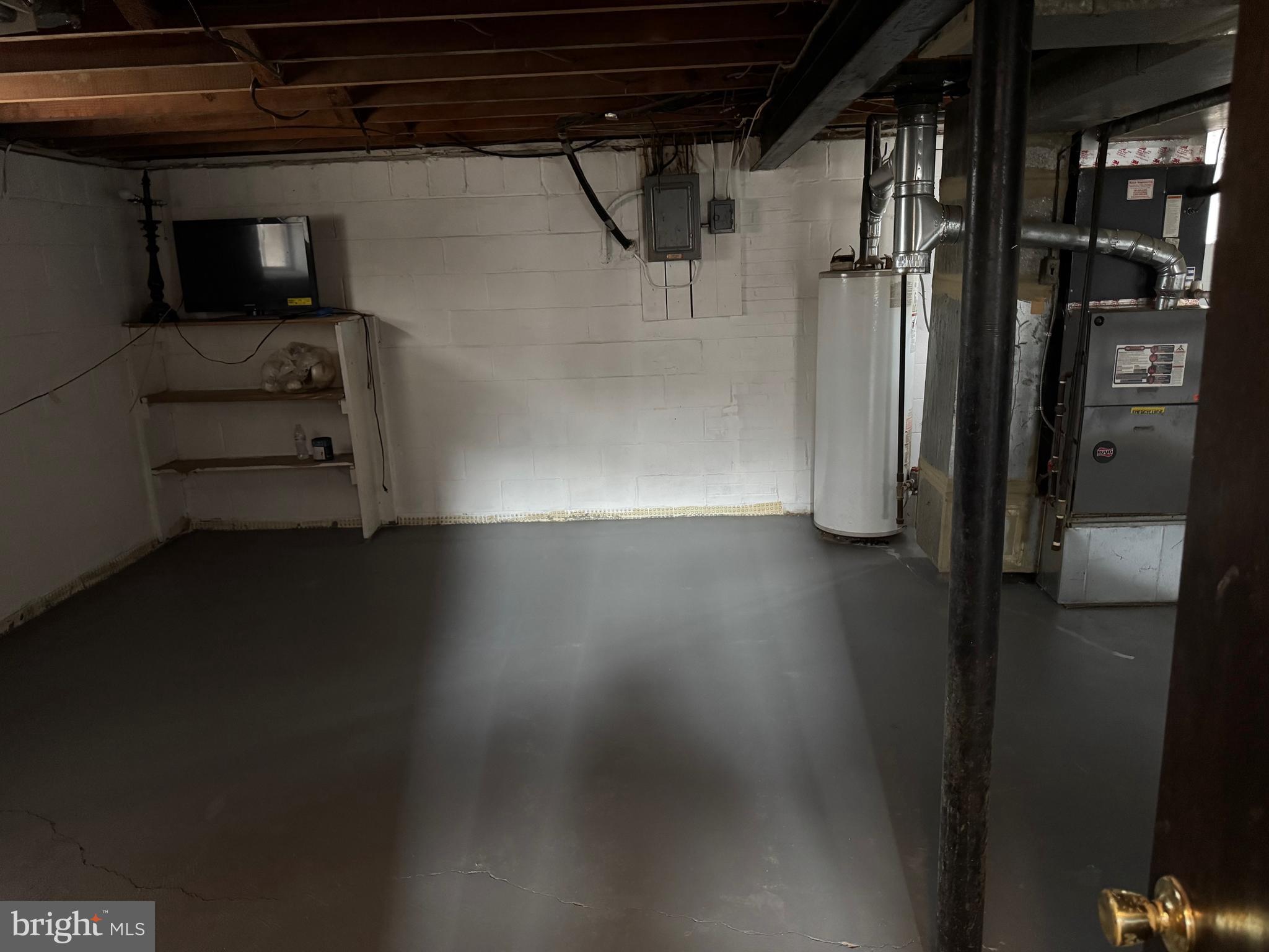 DEFENSE HEIGHTS - Residential