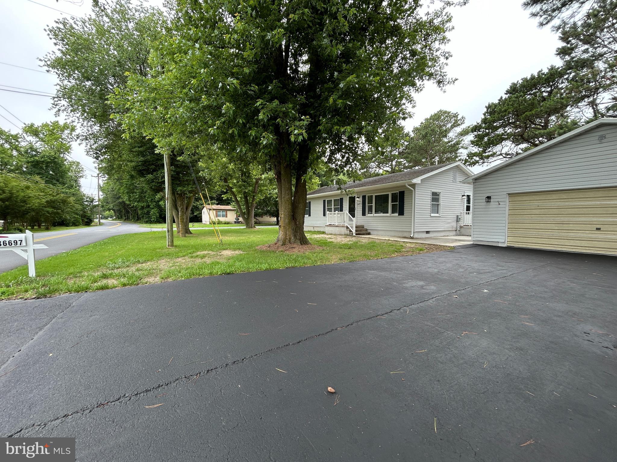 BANKS ACRES - Residential