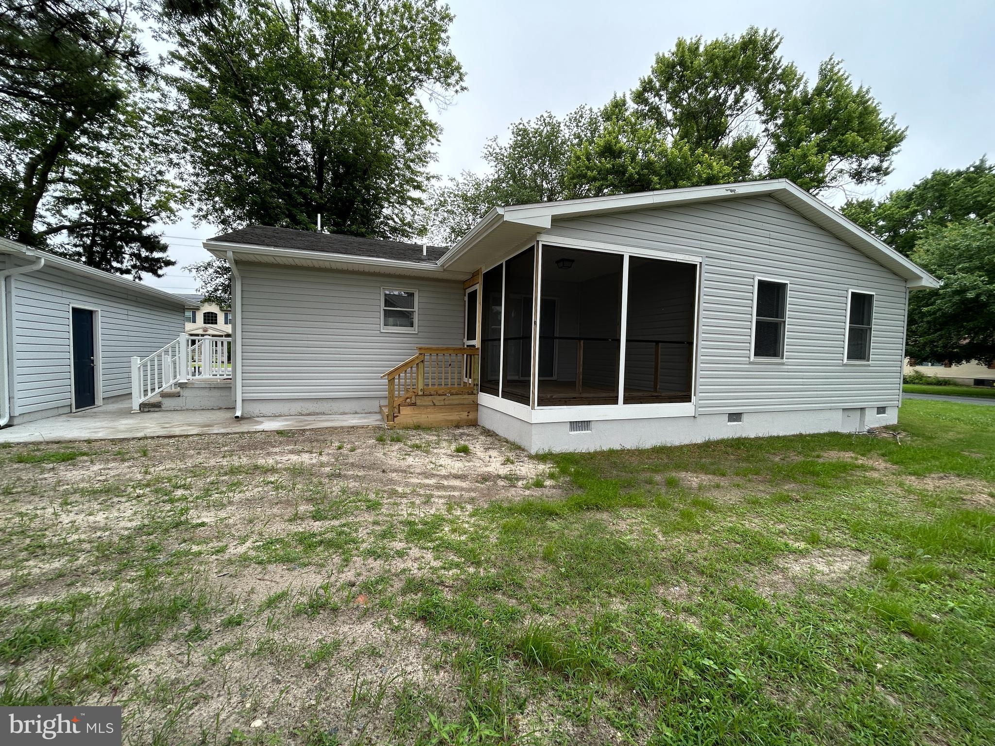 BANKS ACRES - Residential