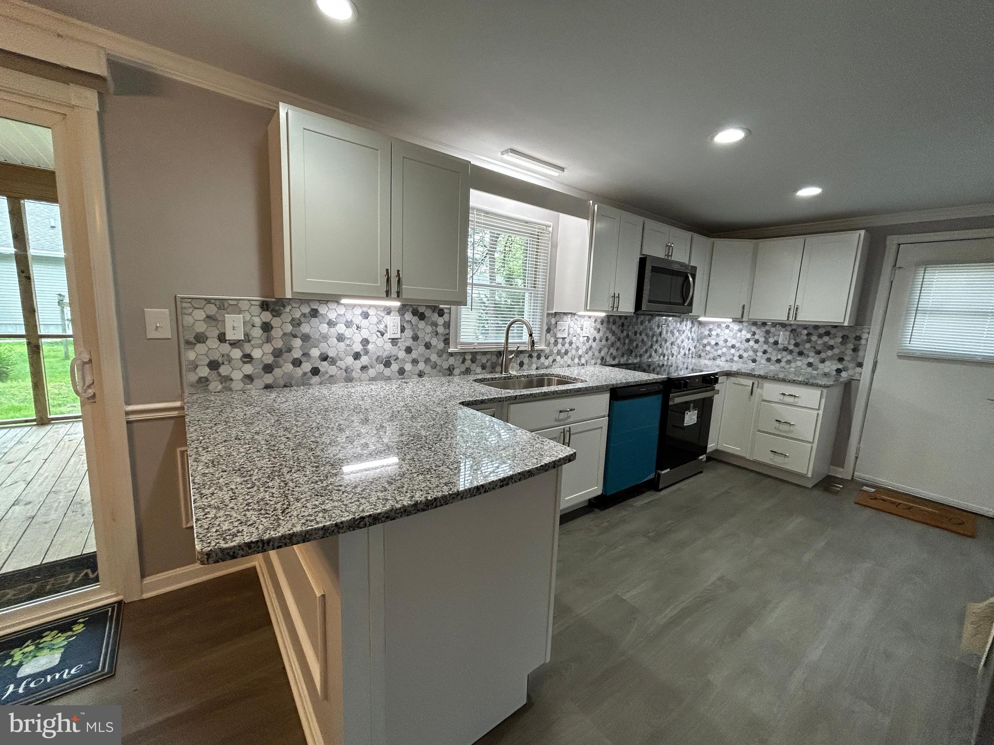 BANKS ACRES - Residential