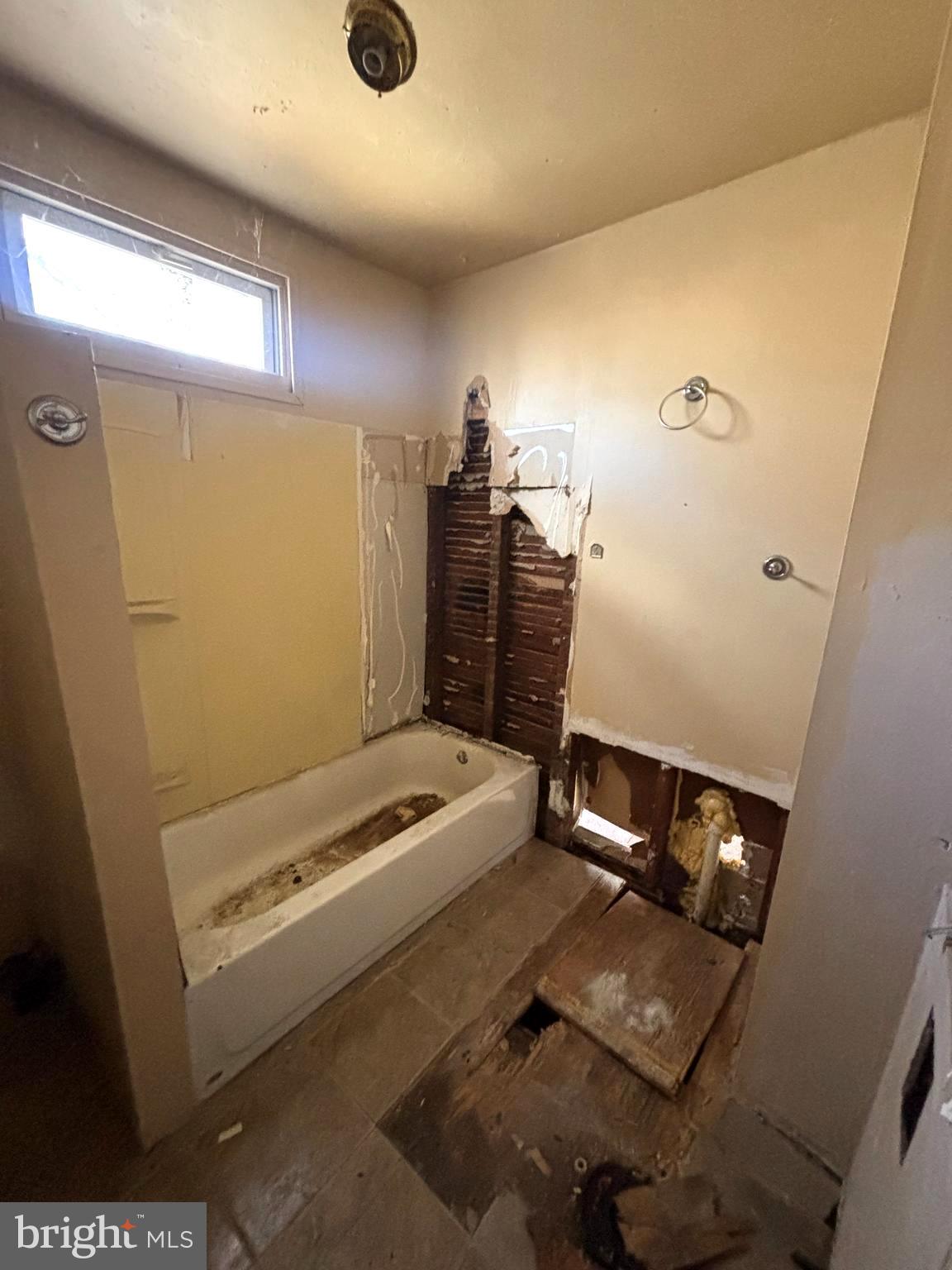 KENSINGTON - Residential