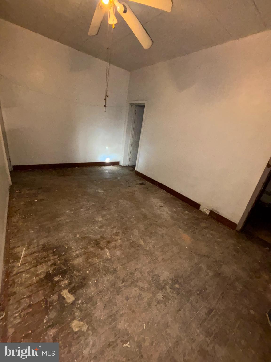 KENSINGTON - Residential