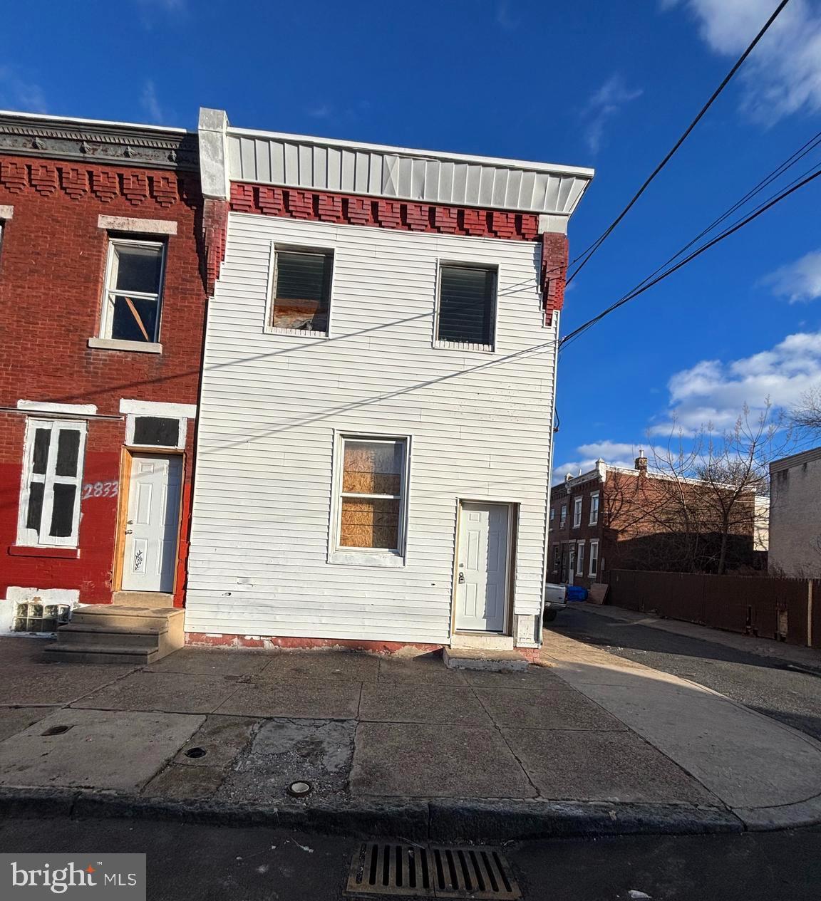 KENSINGTON - Residential