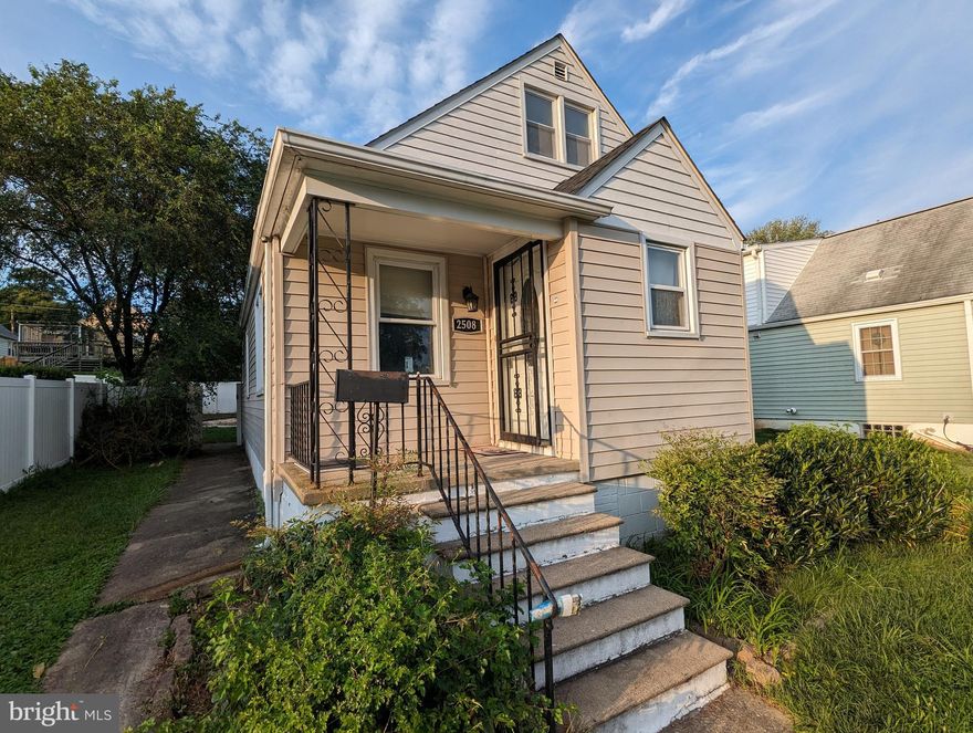 3 Bedroom 2 Full Bath Home in Parkville Features Covered Front Porch, Hard wood Floors in Living Room, Tile Floors in Kitchen, Main Level Offers Open Floor Plan, Two Bedroom, and One Full Bath.  Upper Level is a Primary Suite with Full Bath.  Lower Level is Finished.  Home has a Fenced Back Yard and Off Street Parking.
Due to condition, the property may have health/safety risk(s). Prior to entry / access, all parties must sign a Hold Harmless Agreement and the property may only be shown by appointment.