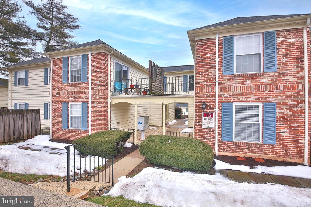 Photo of 146 Oberlin Terrace #15-P, LANSDALE, PA 19446 (MLS # PAMC2168538)