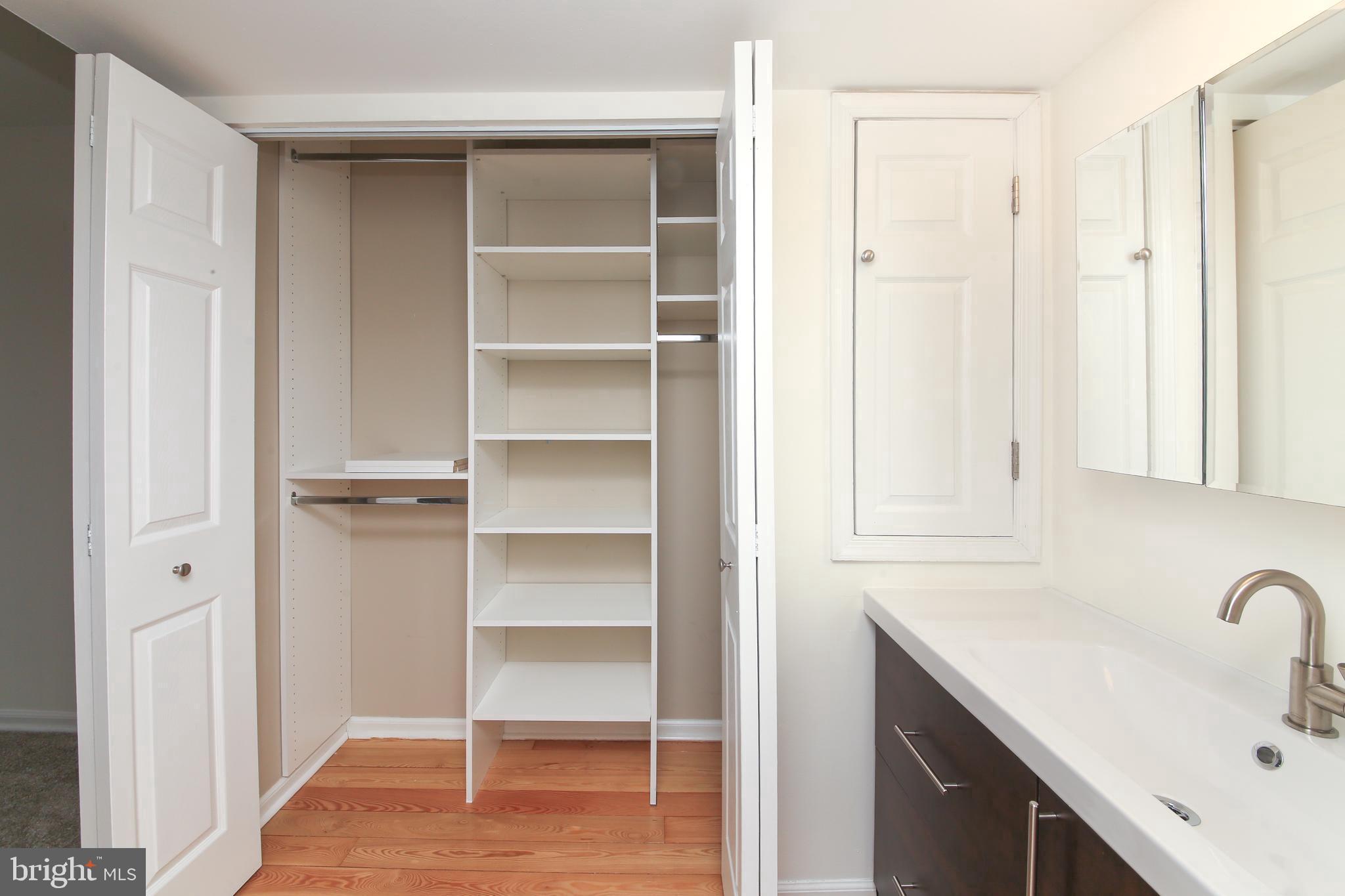 CHATHAM VIL OF TOW - Residential