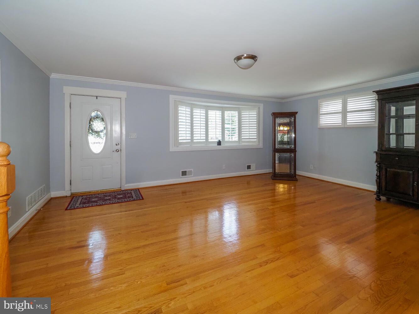 823 KELLOGG ROAD