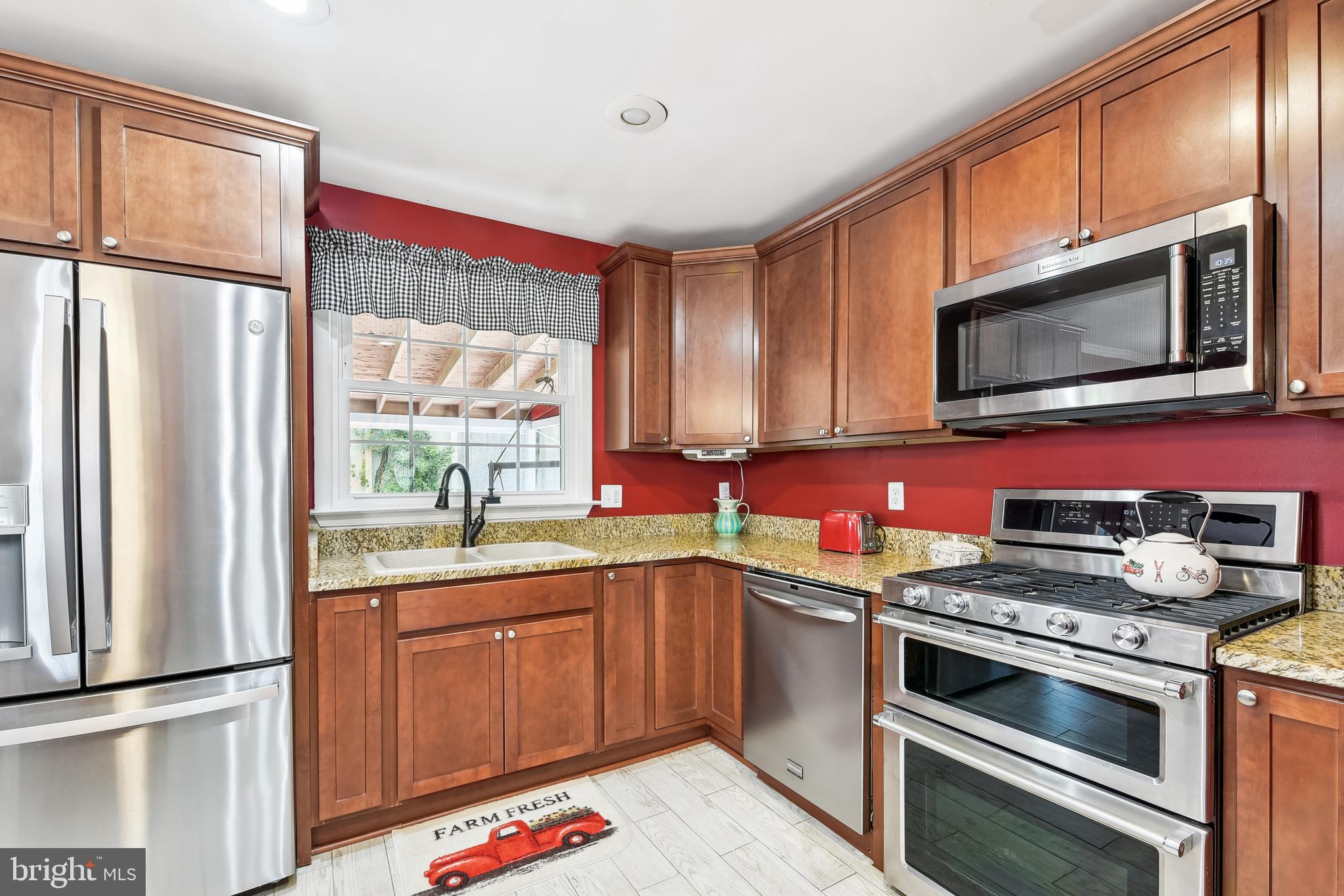 823 KELLOGG ROAD
