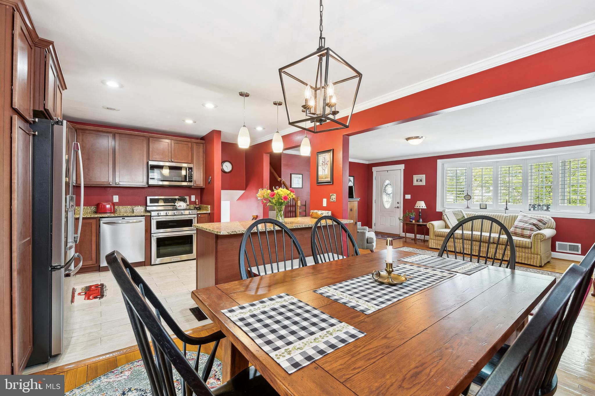 823 KELLOGG ROAD