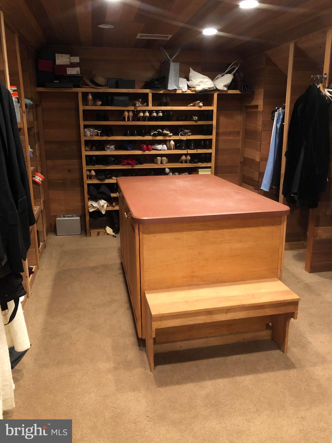 BRYN MAWR - Residential