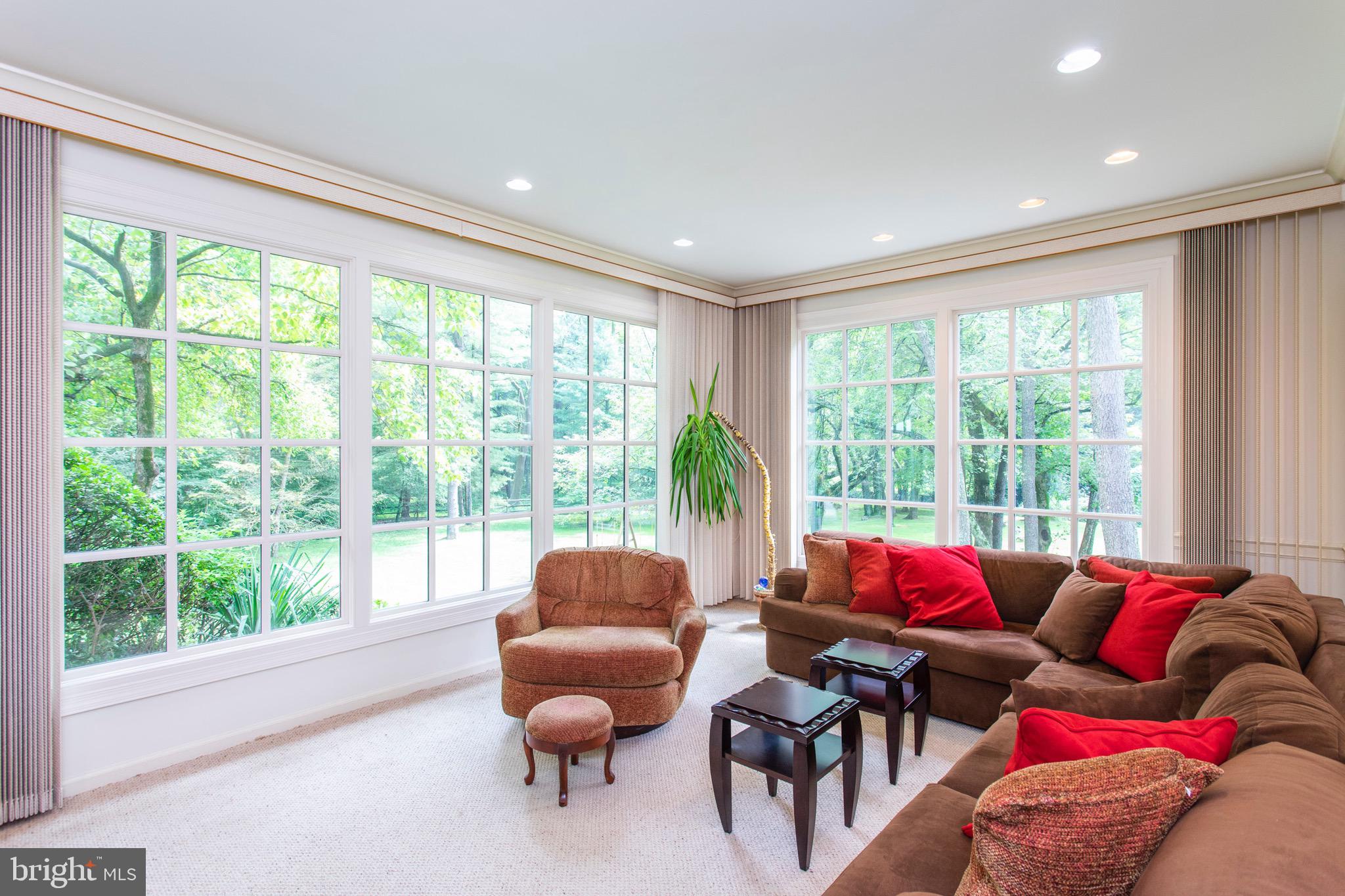 BRYN MAWR - Residential