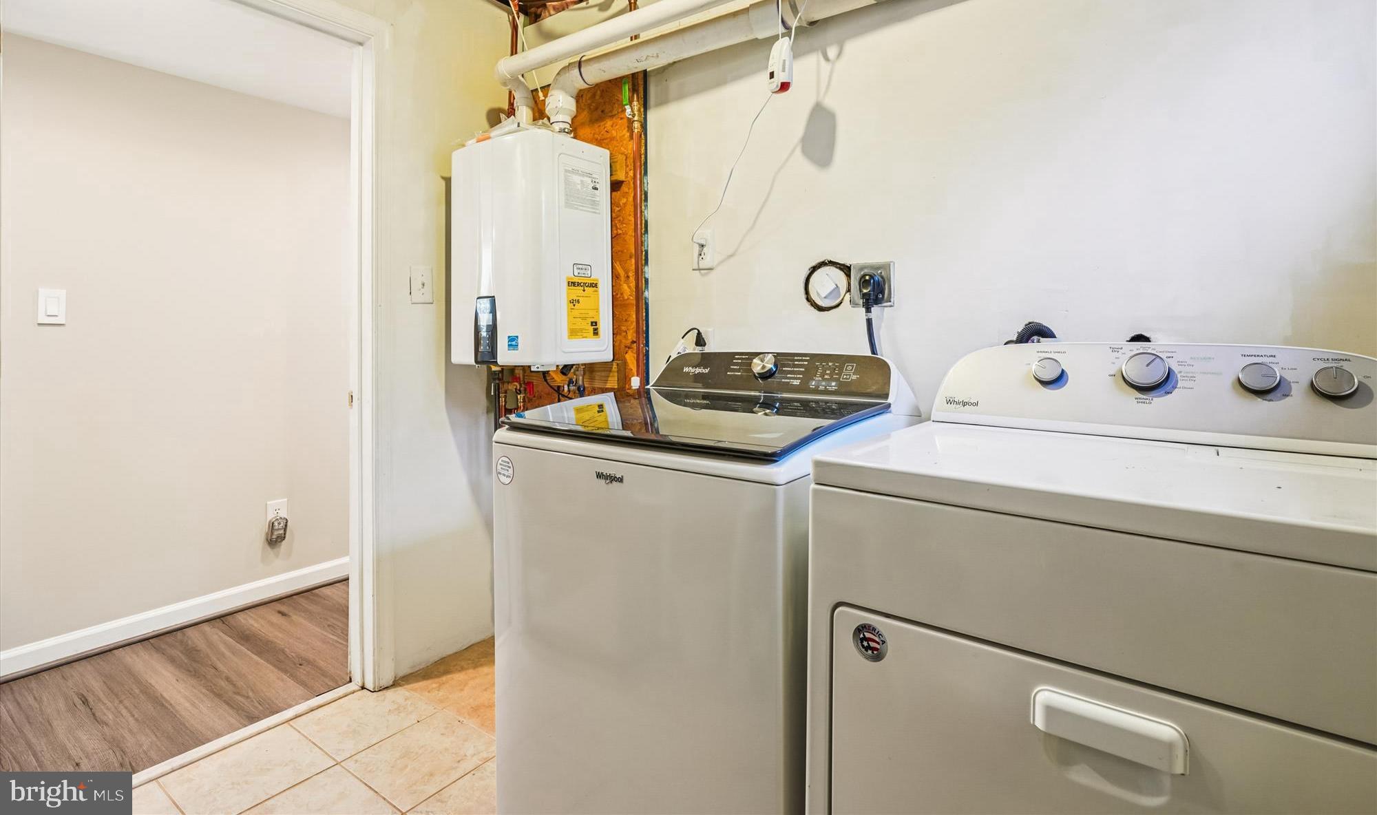 STRATFORD ON THE POTOMAC - Residential