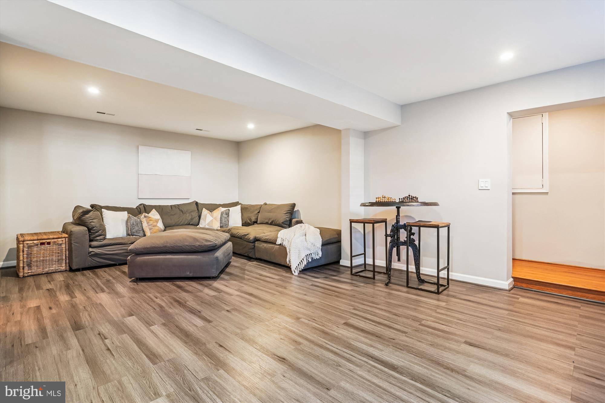 STRATFORD ON THE POTOMAC - Residential