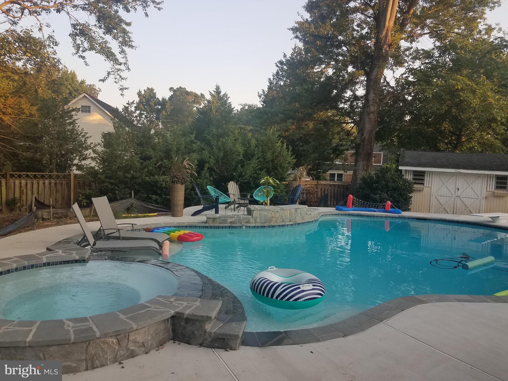 9016 GREYLOCK STREET