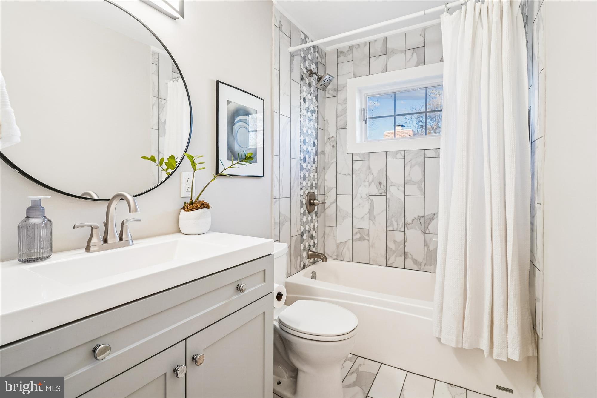 STRATFORD ON THE POTOMAC - Residential