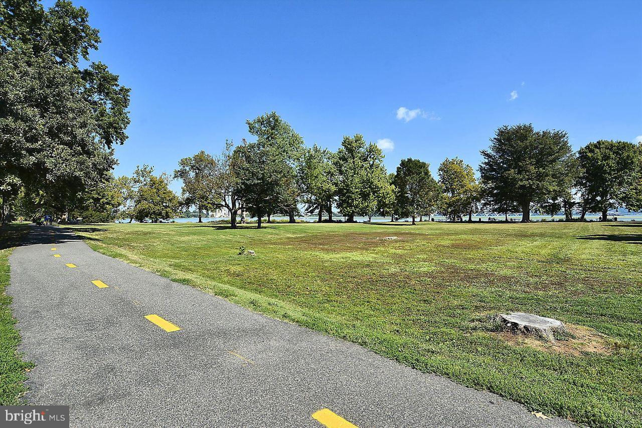 STRATFORD ON THE POTOMAC - Residential