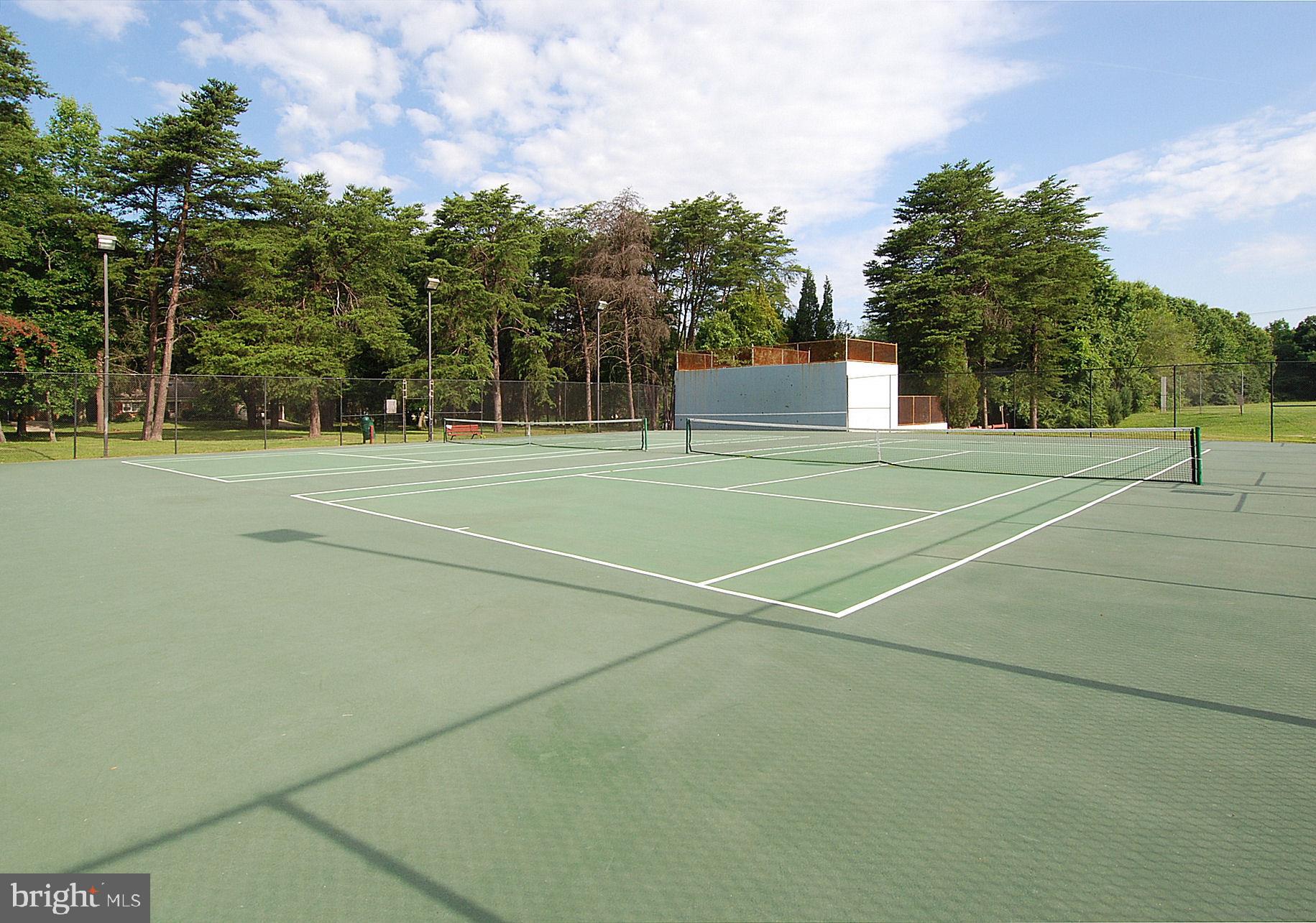 STRATFORD ON THE POTOMAC - Residential