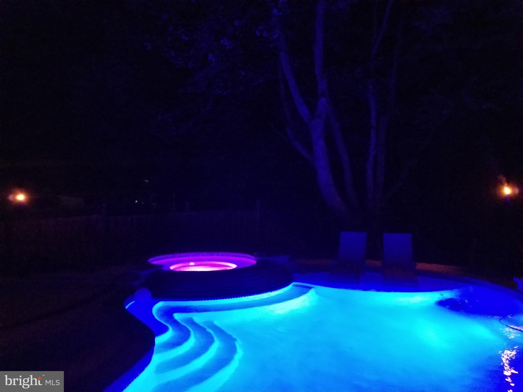 STRATFORD ON THE POTOMAC - Residential