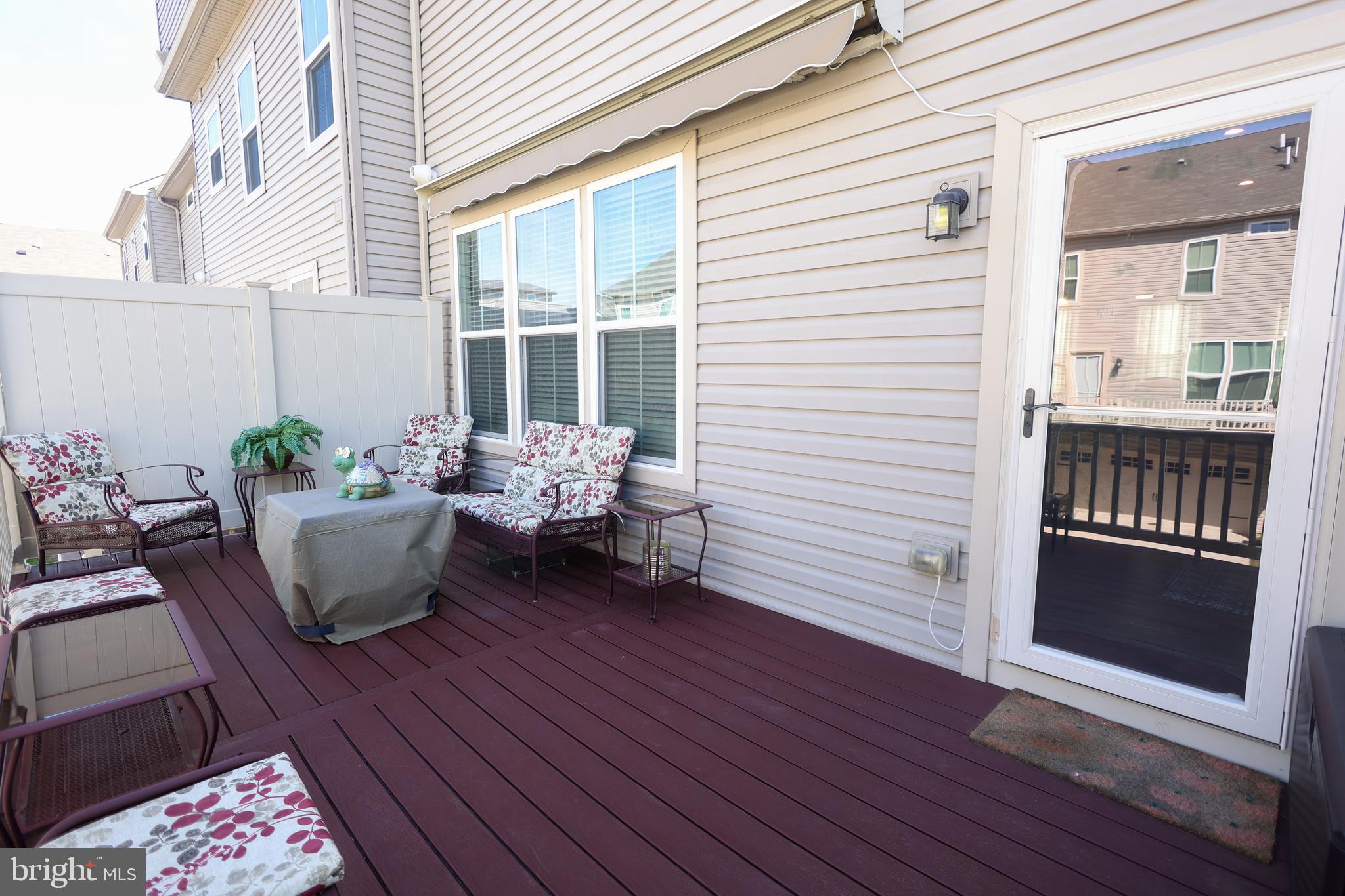 WESTCHESTER SQUARE - Residential