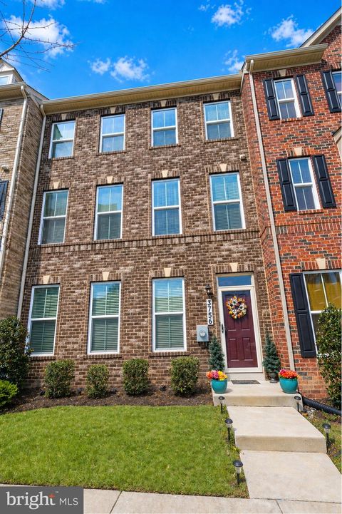 Photo of 3756 Charterhouse Alley, WALDORF, MD 20603 (MLS # MDCH2053130)