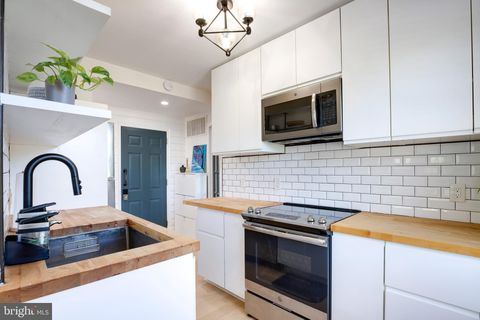 2625 3RD STREET NE 203 WASHINGTON DC 20002