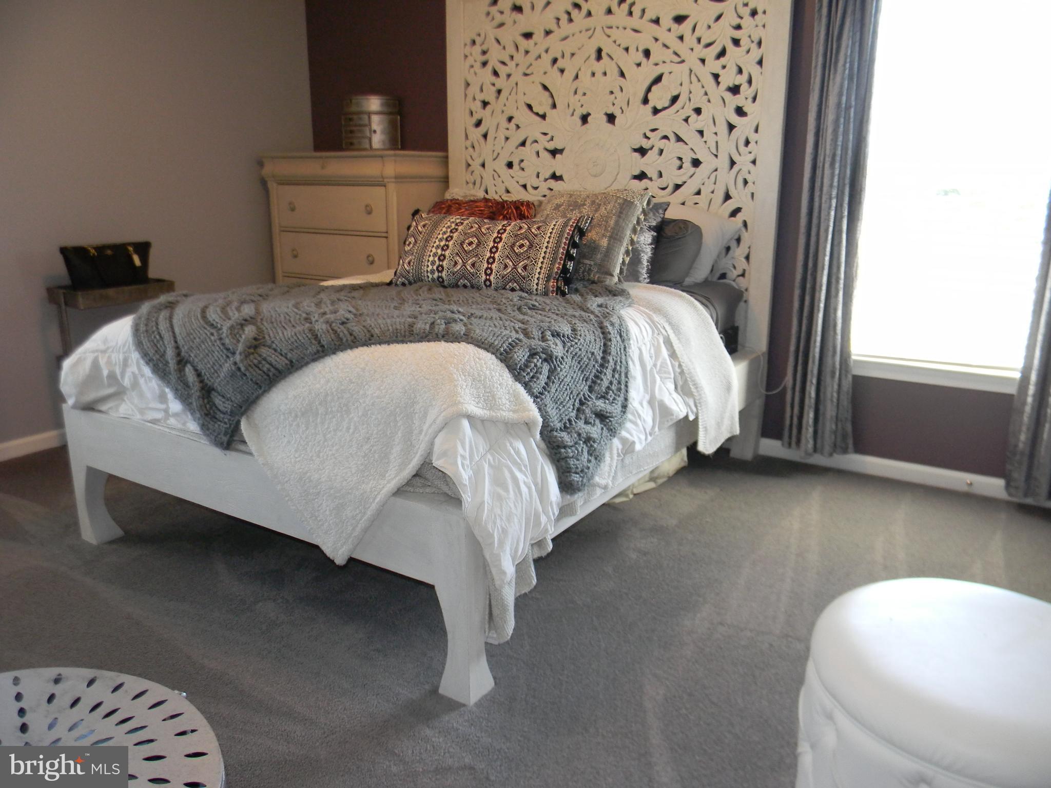 STEEPLECHASE - Residential