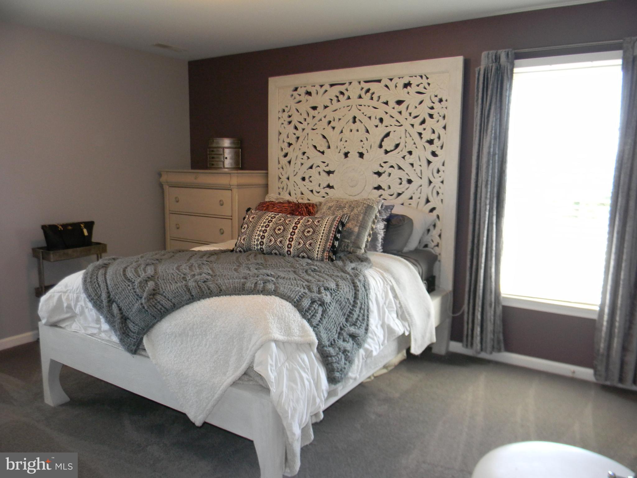 STEEPLECHASE - Residential