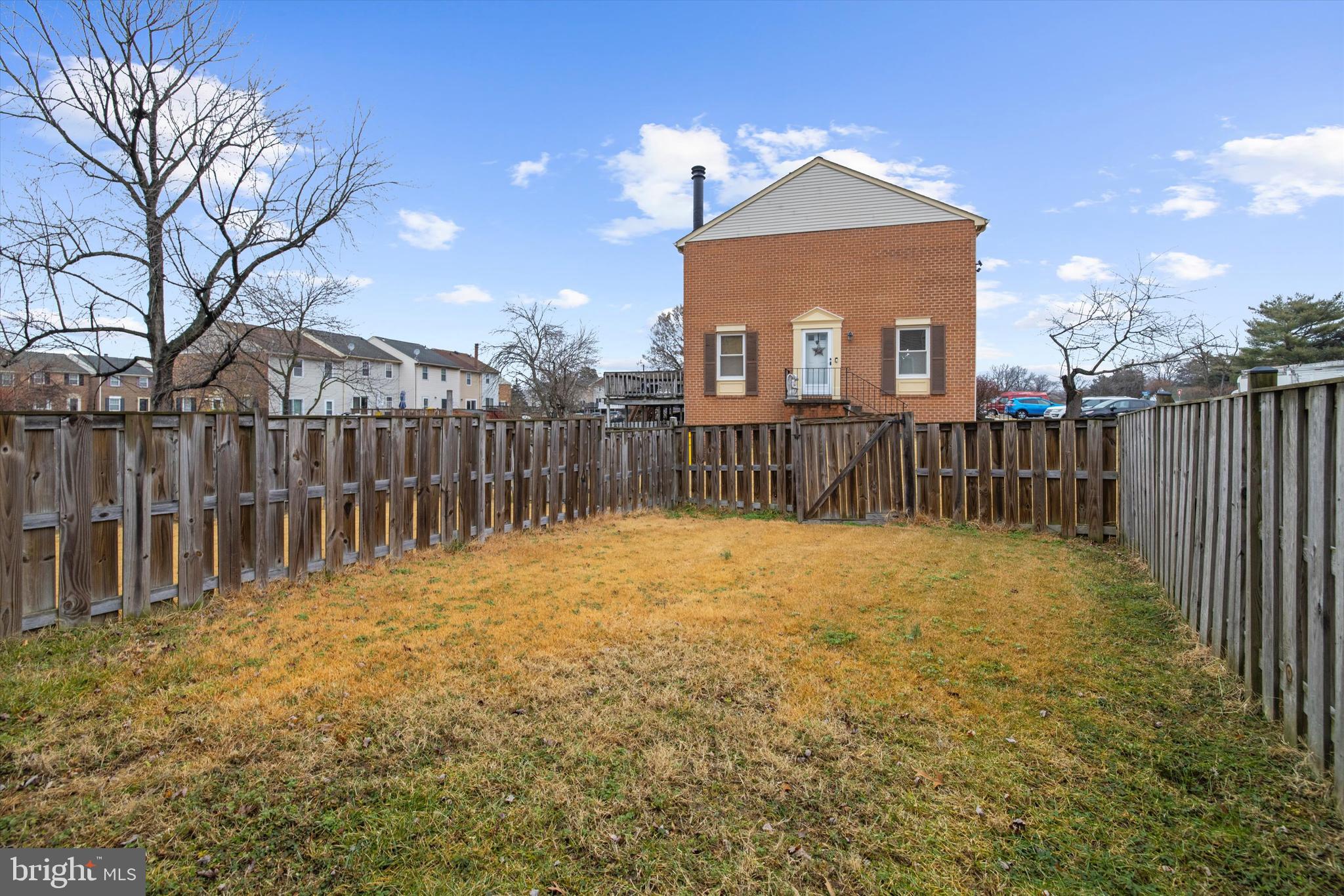 ELIZABETHS LANDING - Residential
