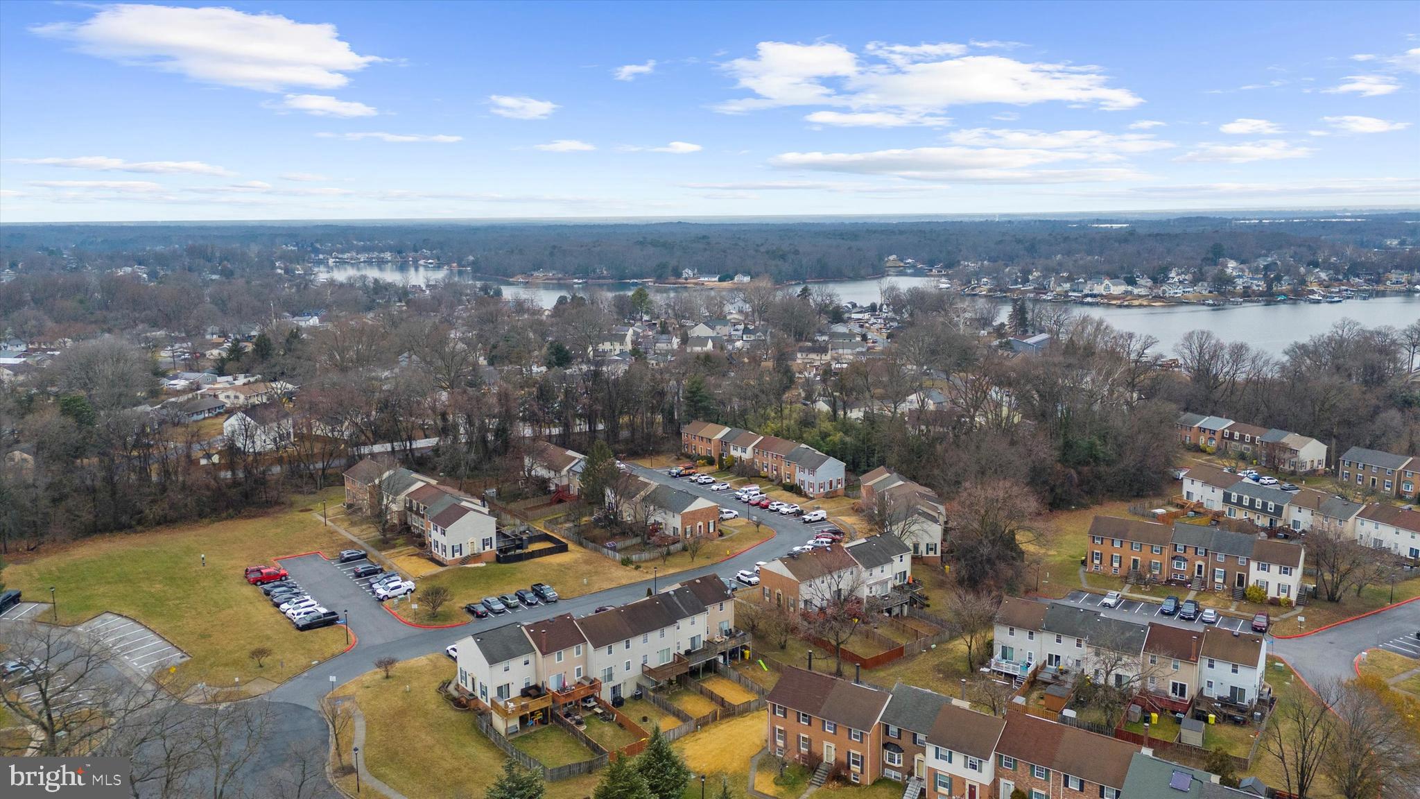 ELIZABETHS LANDING - Residential